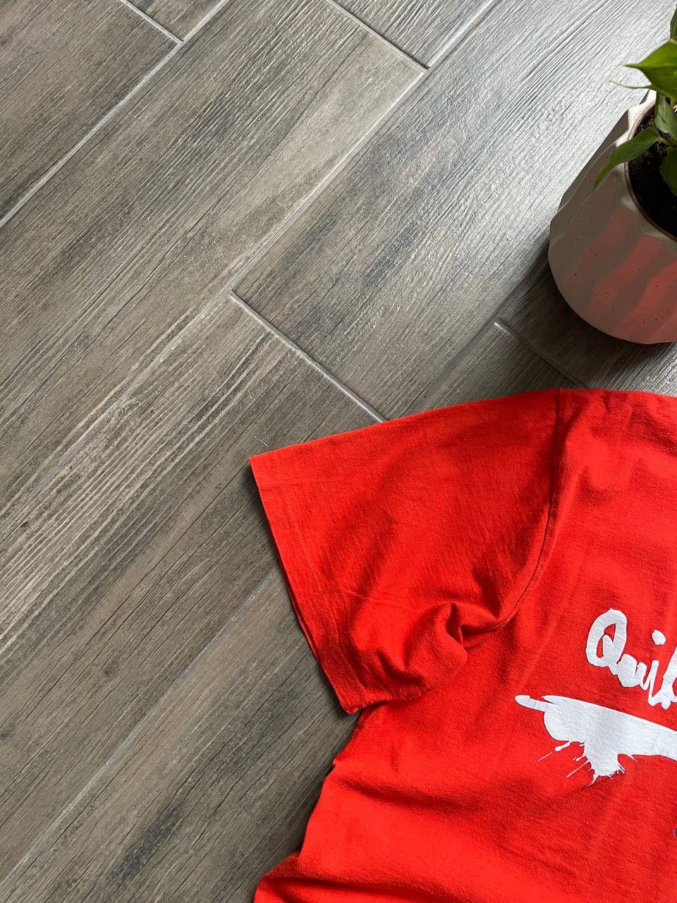 Quiksilver red big logo surf t-shirt