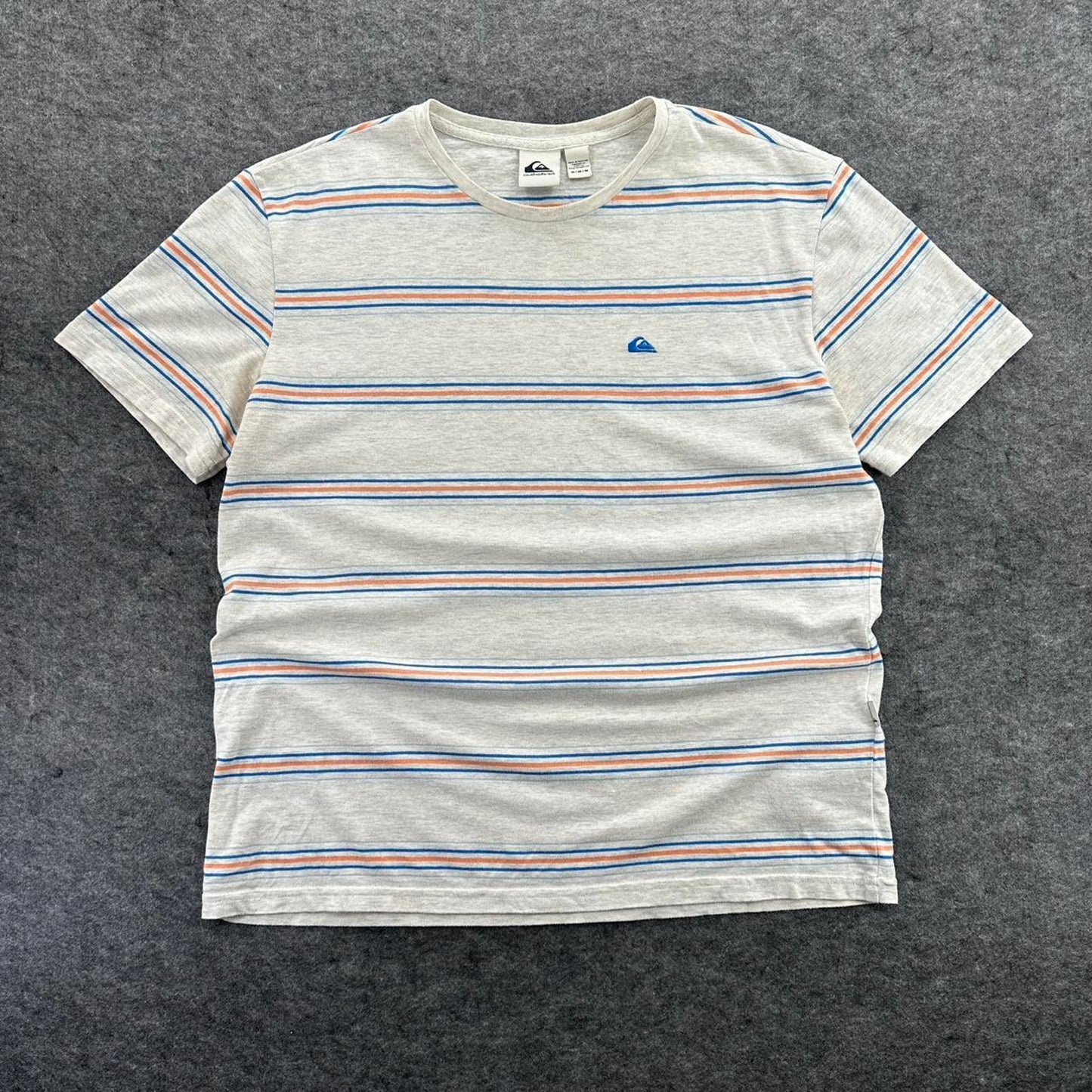 Quiksilver grey striped t shirt size