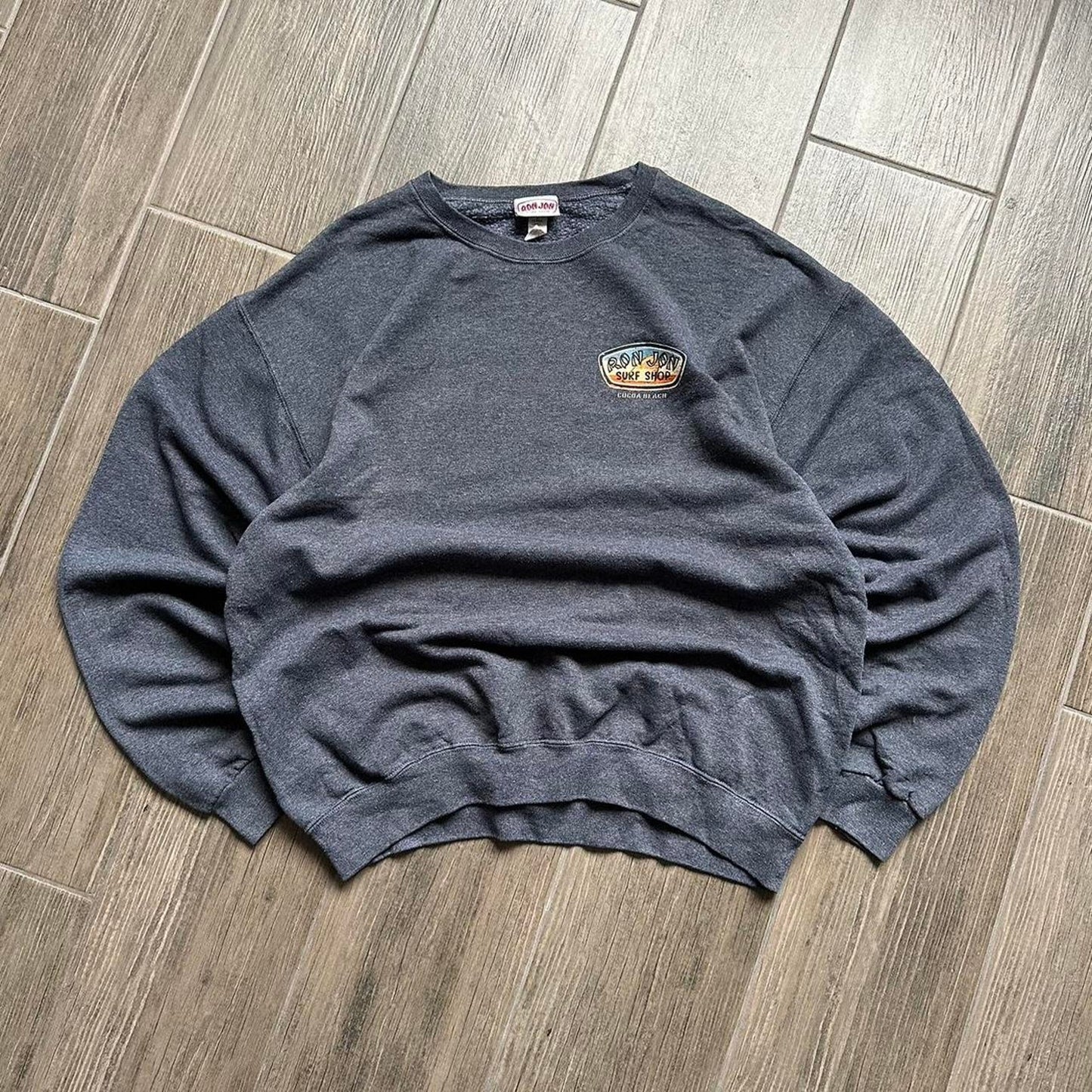 Ron Jon surf-wear baggy M-L sweatshirt