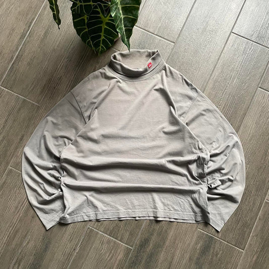 Quiksilver grey surf vintage golf tee