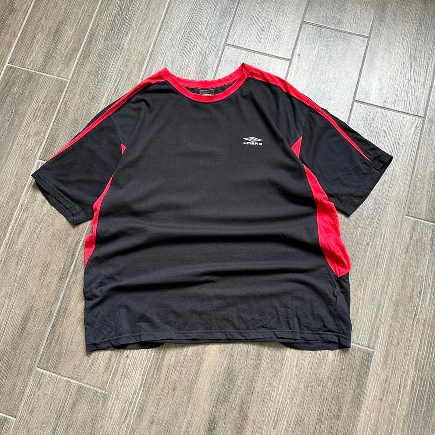 Umbro black and red sportswear t-shirt