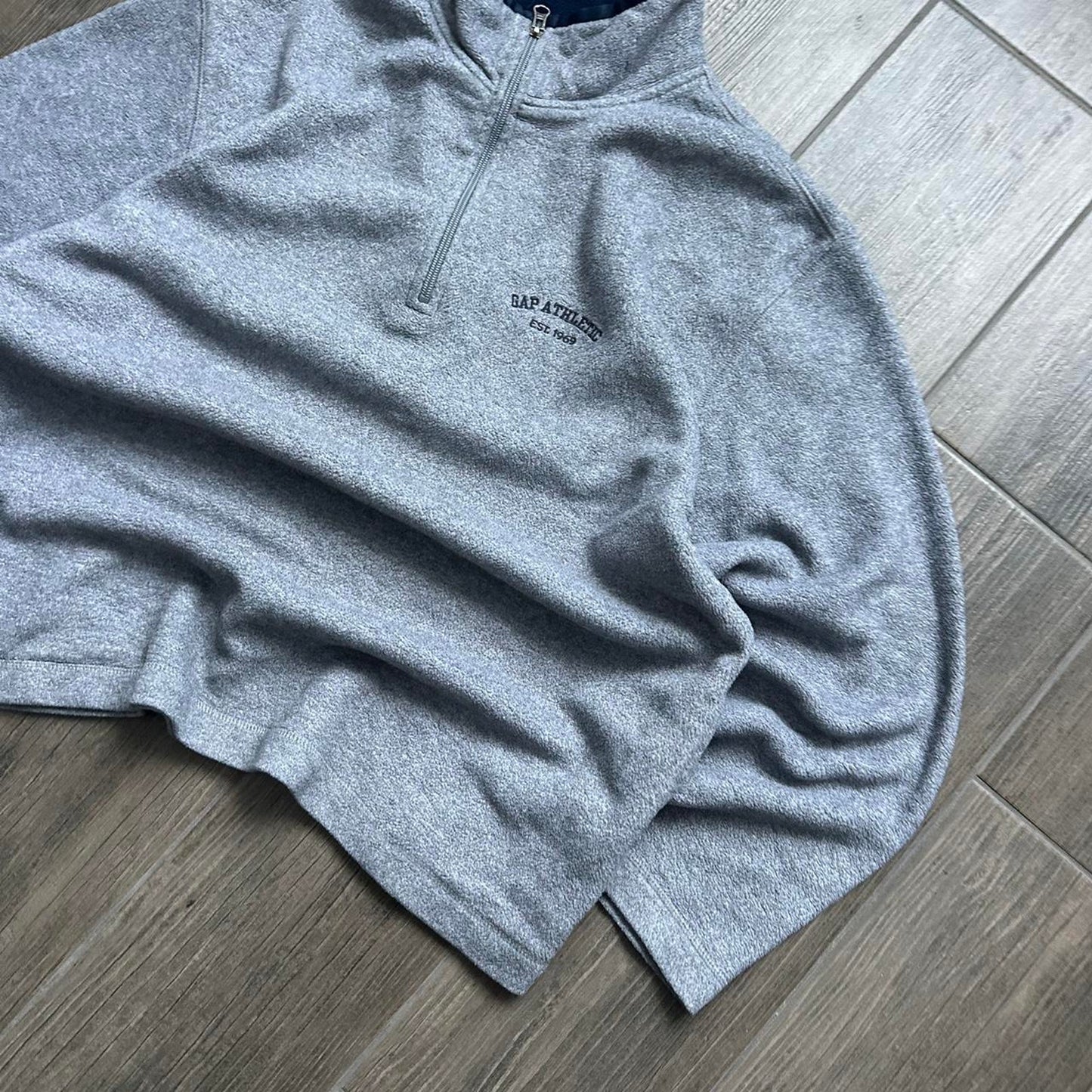 Vintage Gap y2k grey fleece jumper
