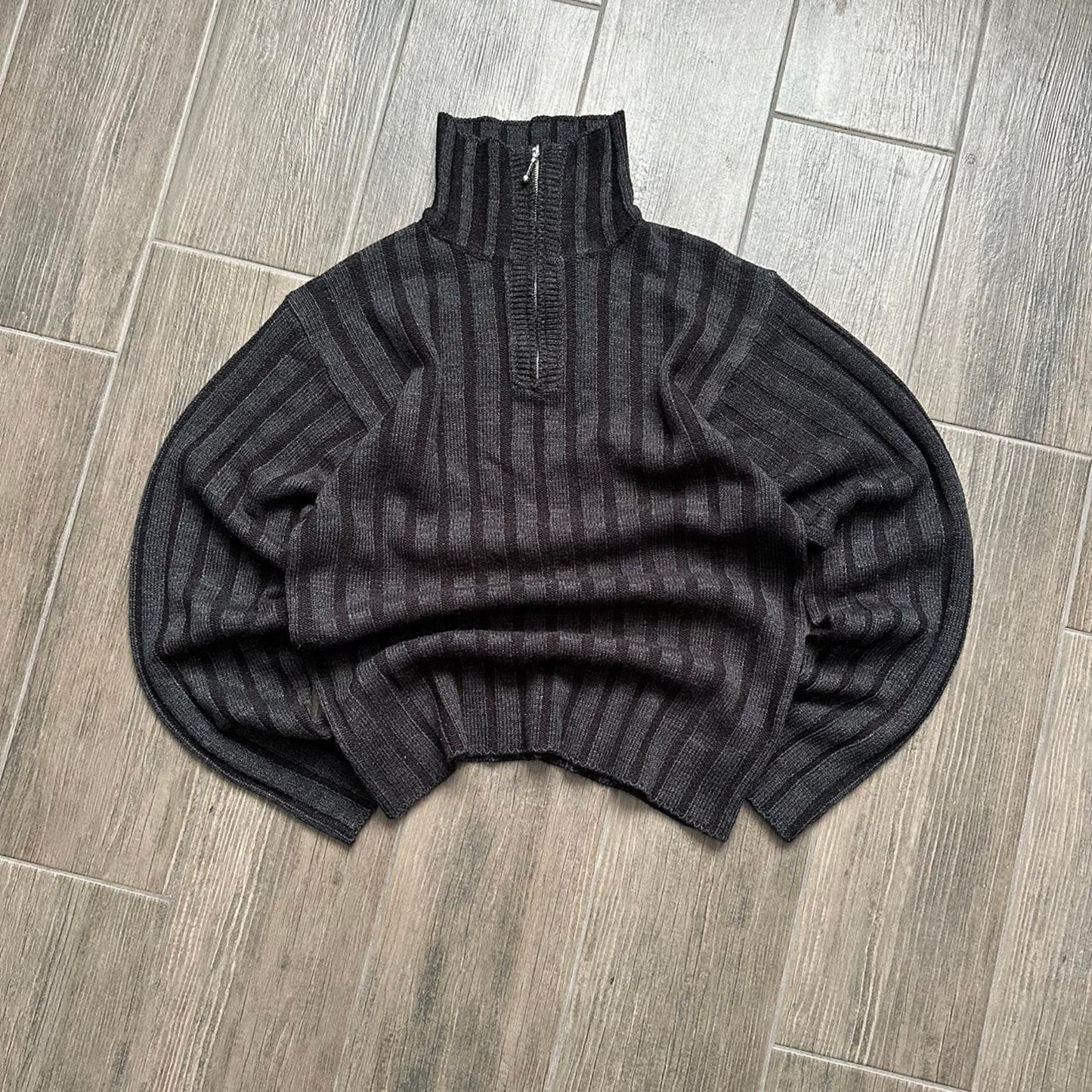 Black ribbed zip vintage sweater