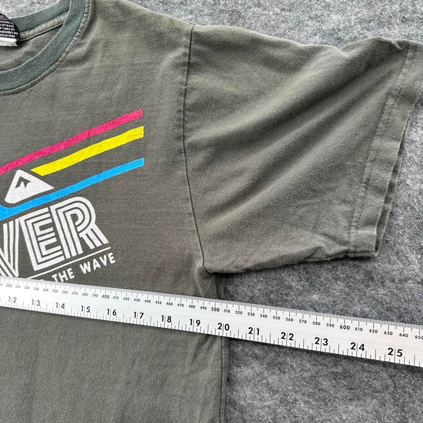 Quiksilver green graphic tee
