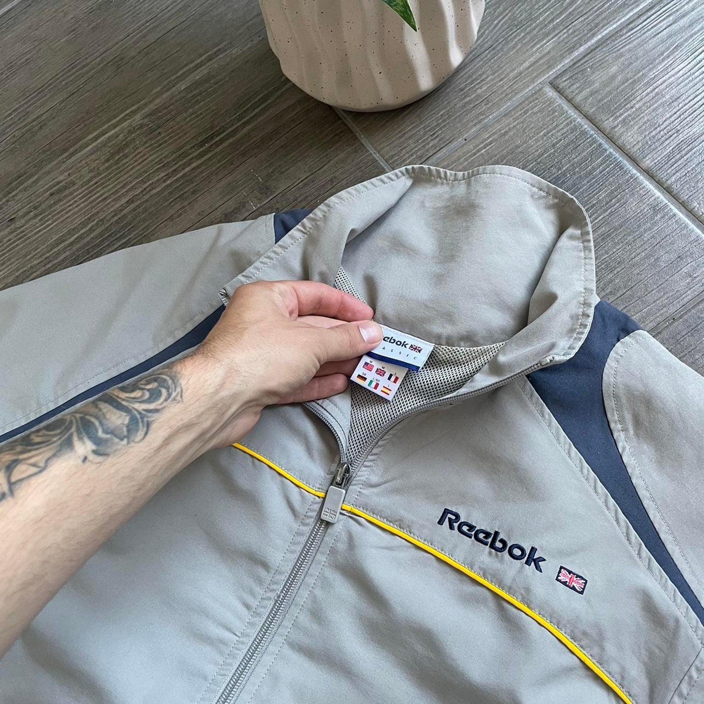 Reebok y2k baggy nylon jacket