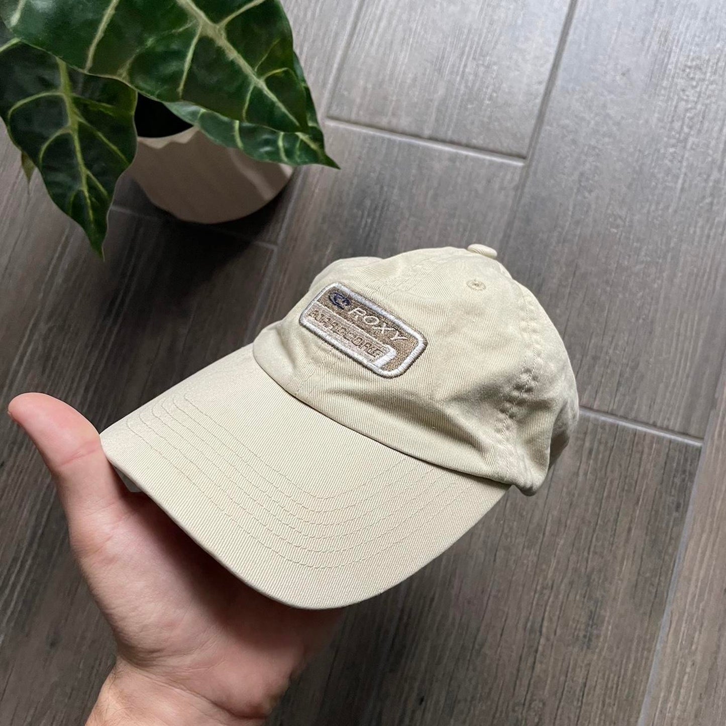 Oneill beige summer surf-wear cap