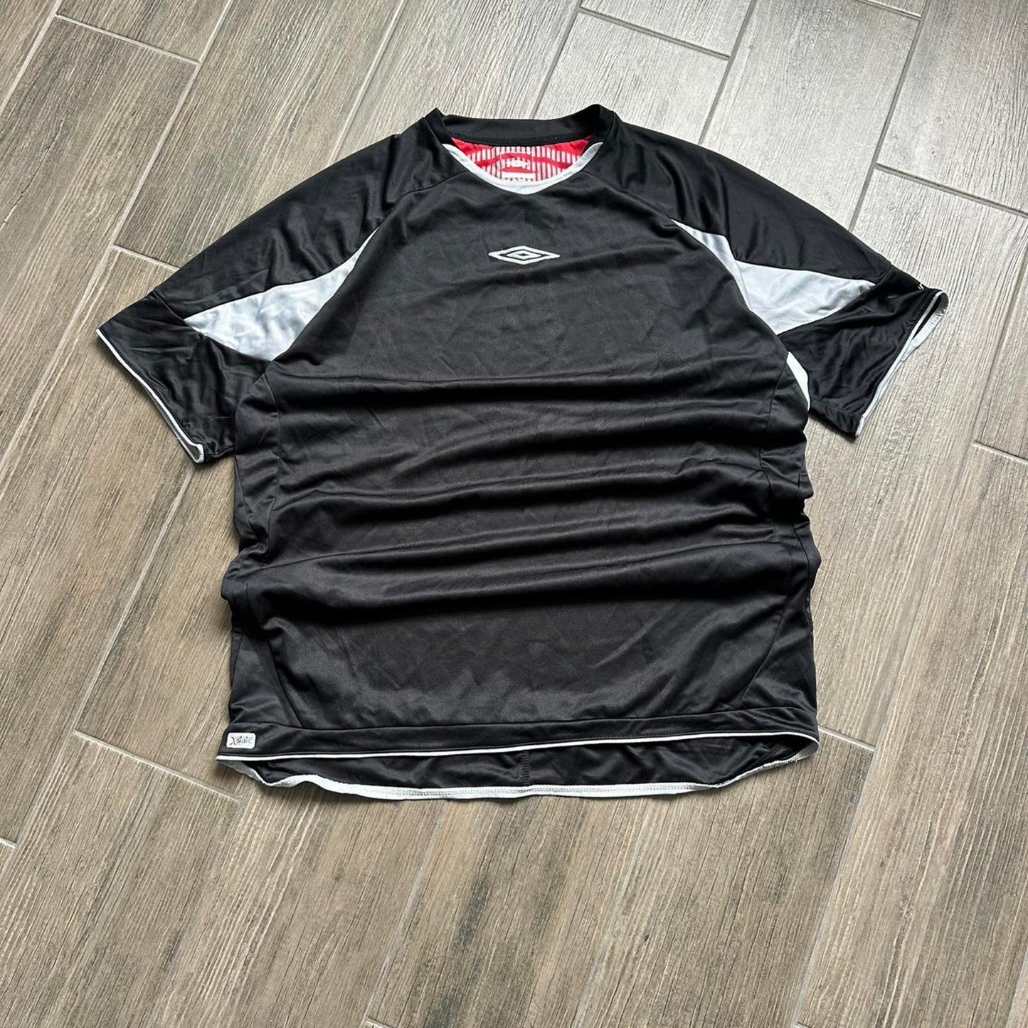 Umbro black white jersey