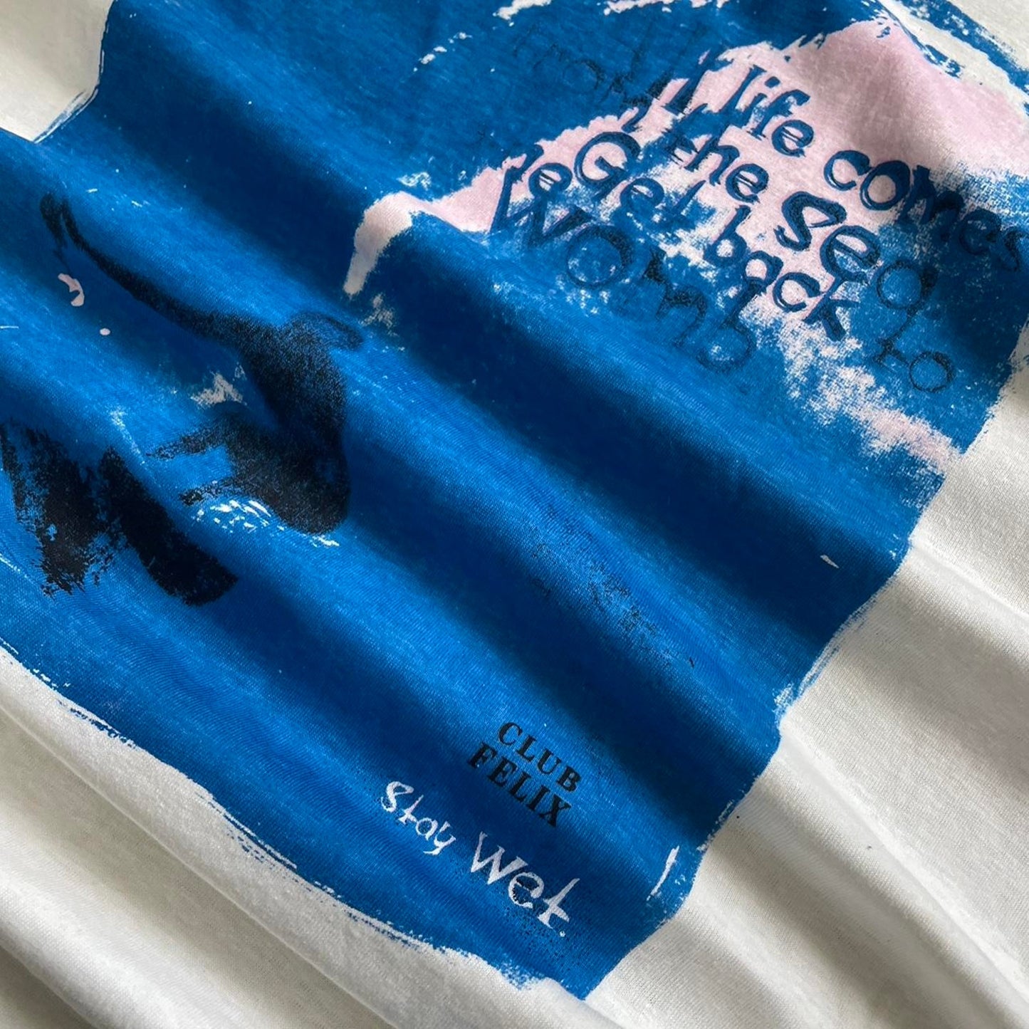 Surf style 90s vintage white baggy tee