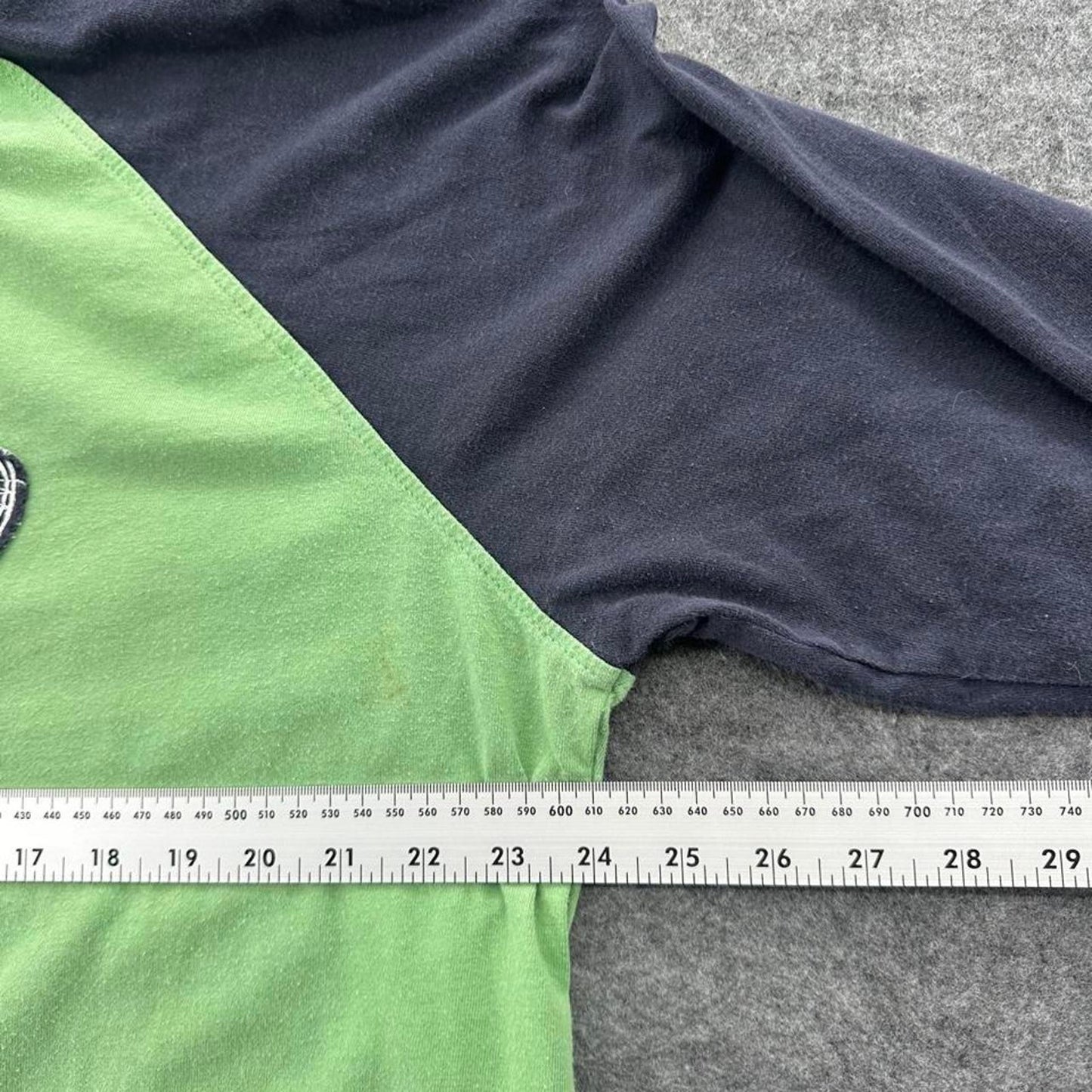 Billabong green and black long