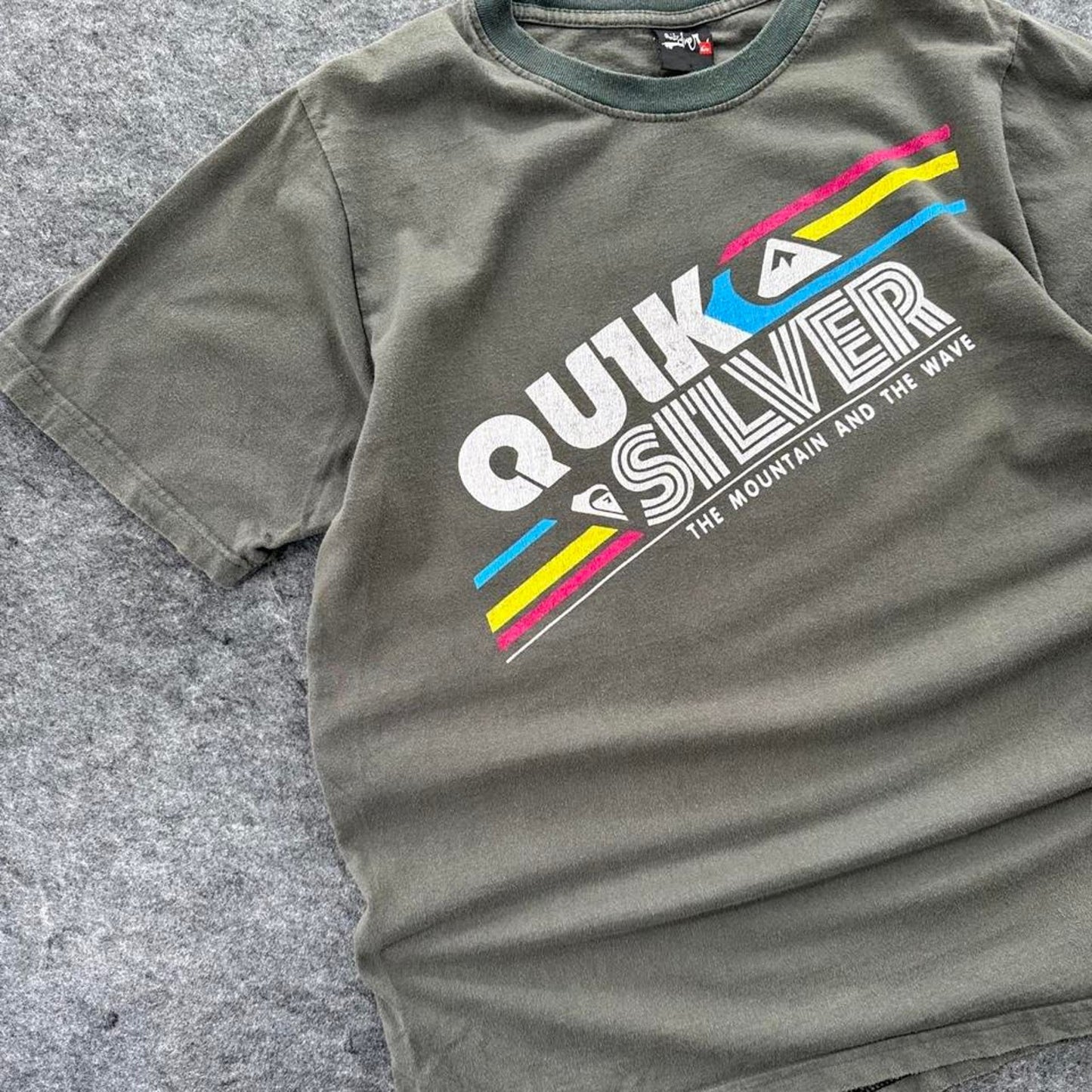 Quiksilver green graphic tee