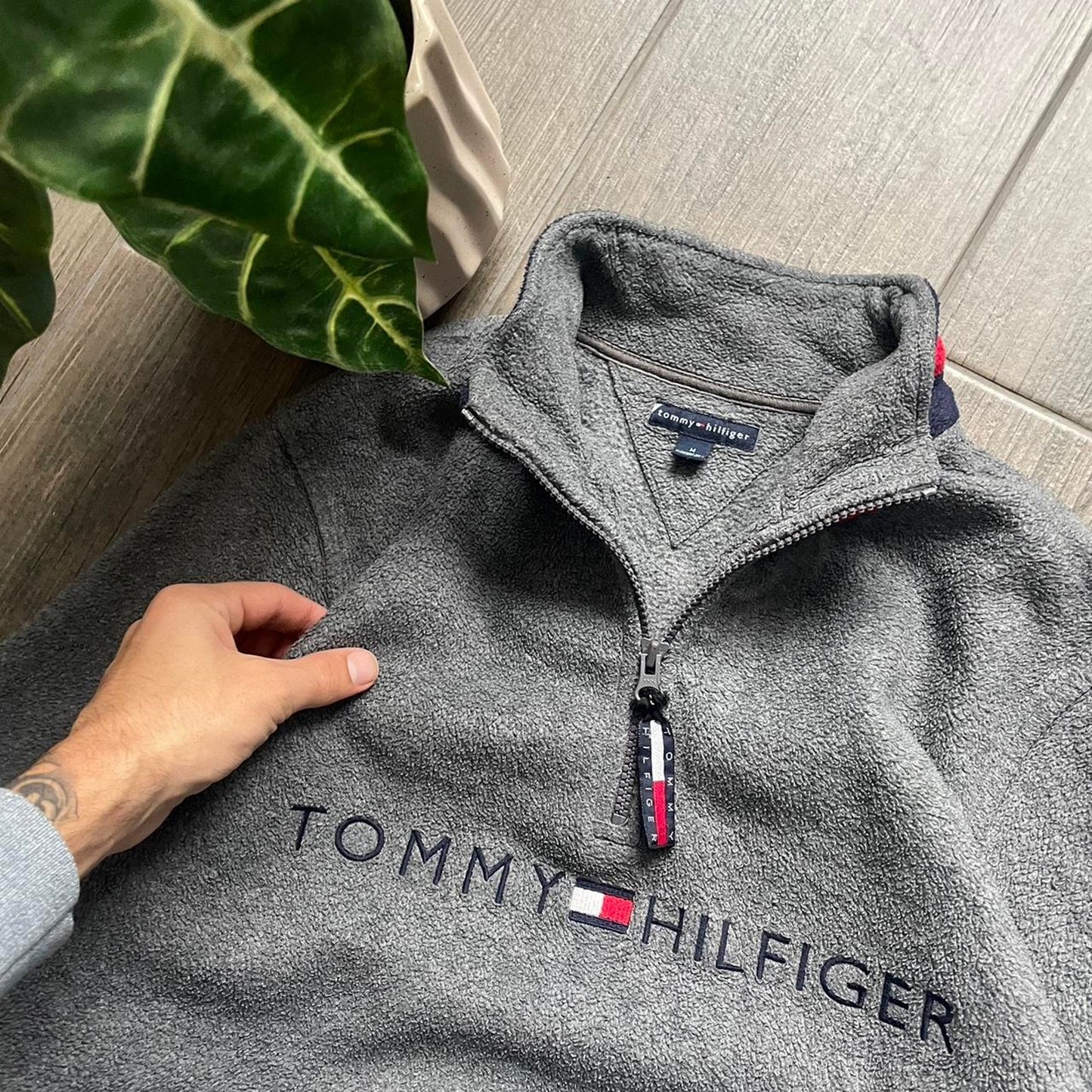 Tommy Hilfiger women vintage fleece jumper