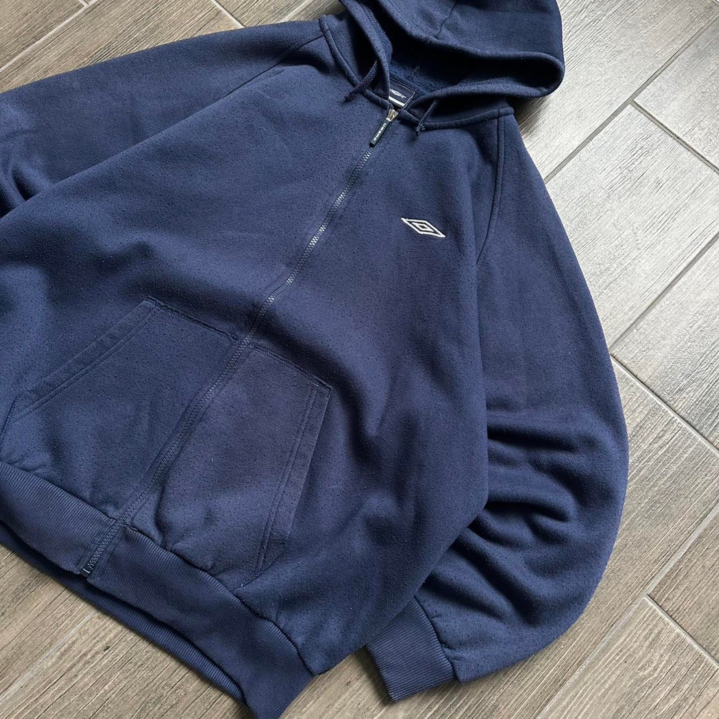Umbro navy zip y2k XL hoodie