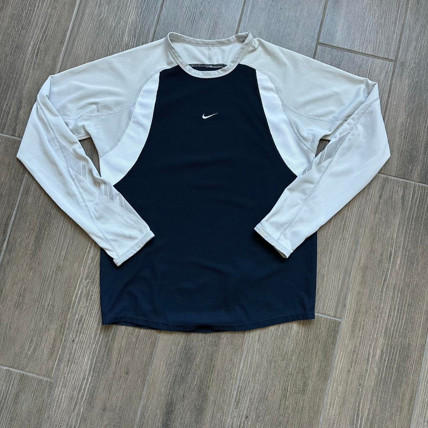 Nike women navy blue sport long sleeve top