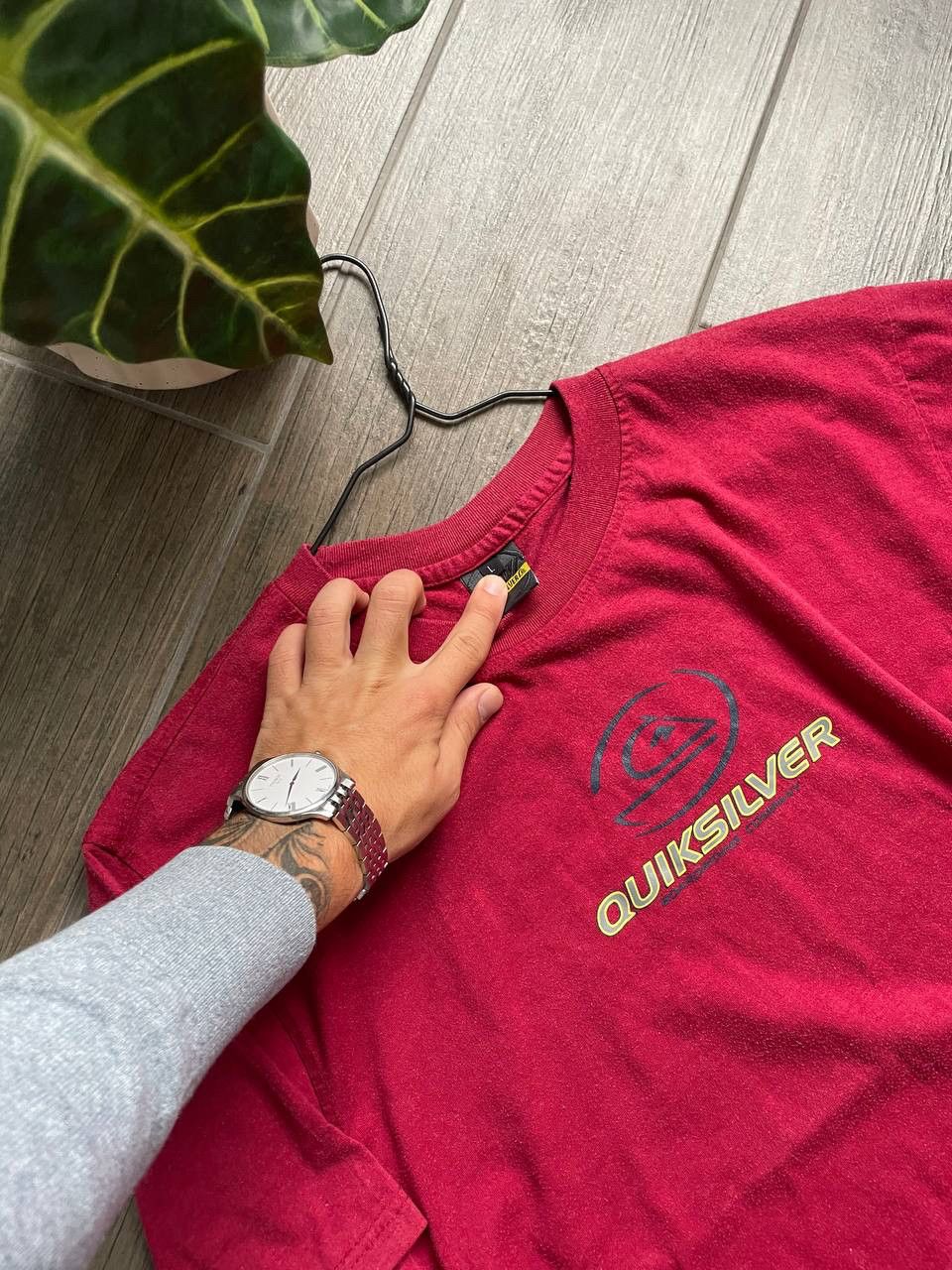 Quiksilver vintage baggy surf style t-shirt