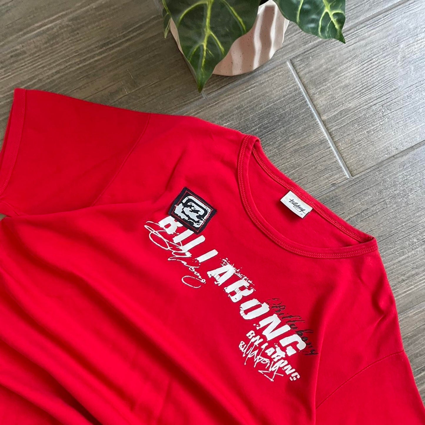 Billabong japanese style vintage tee
