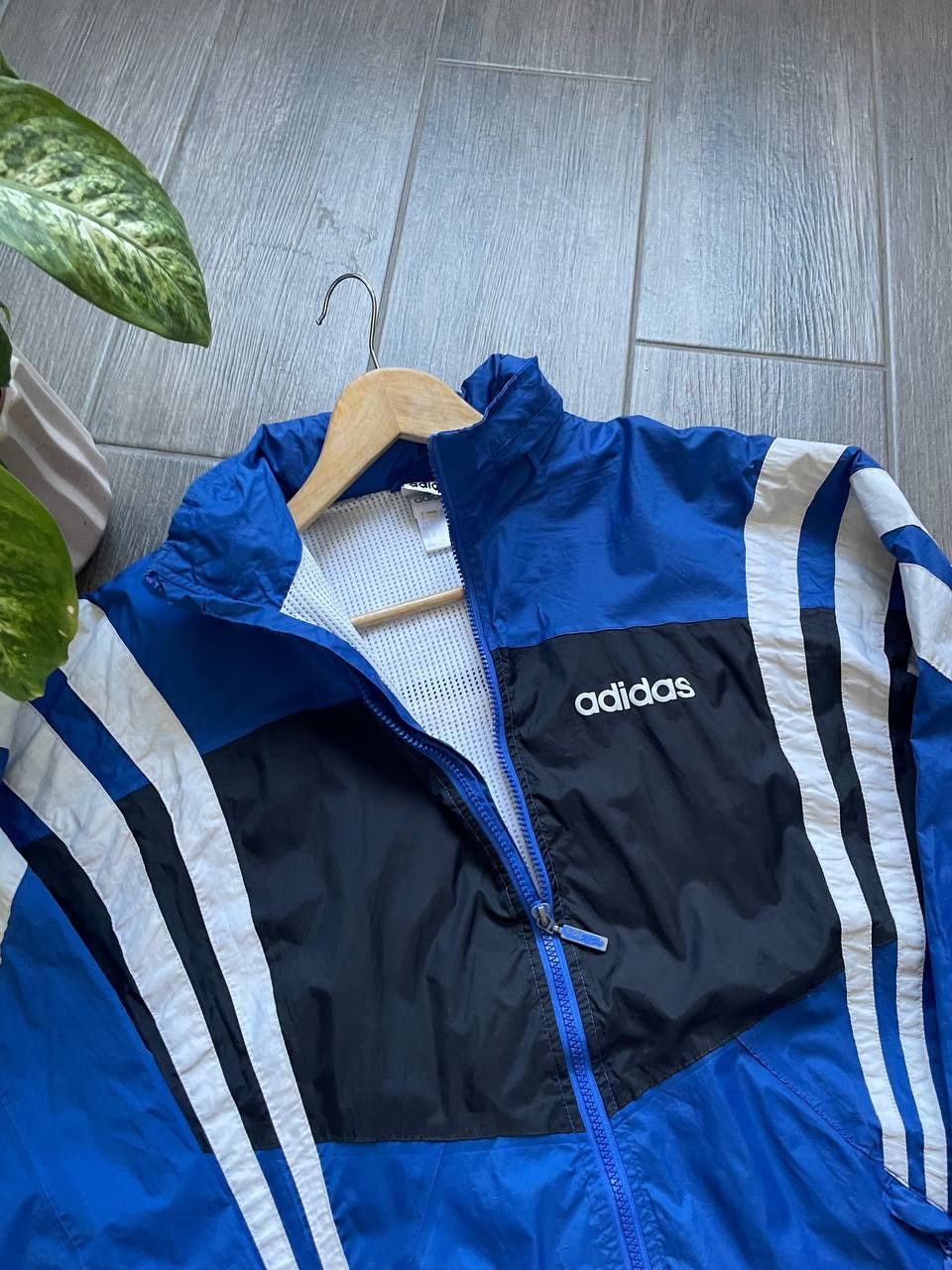 Adidas vintage light blue y2k jacket