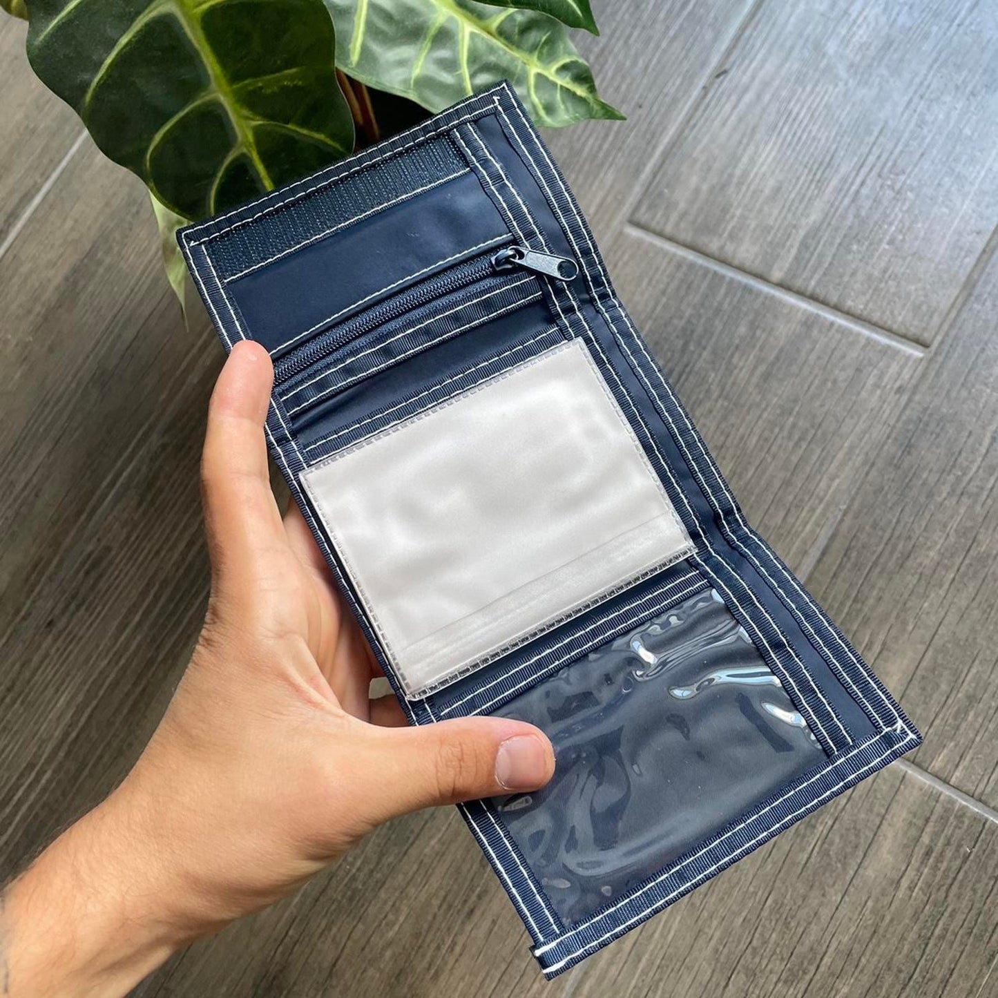 Quiksilver y2k vintage wallet