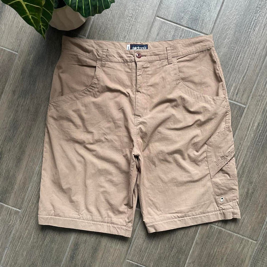 Billabong corduroy vintage baggy short