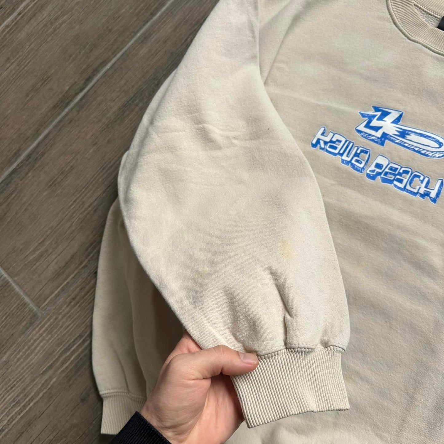 Vintage 90s beige surf style sweatshirt