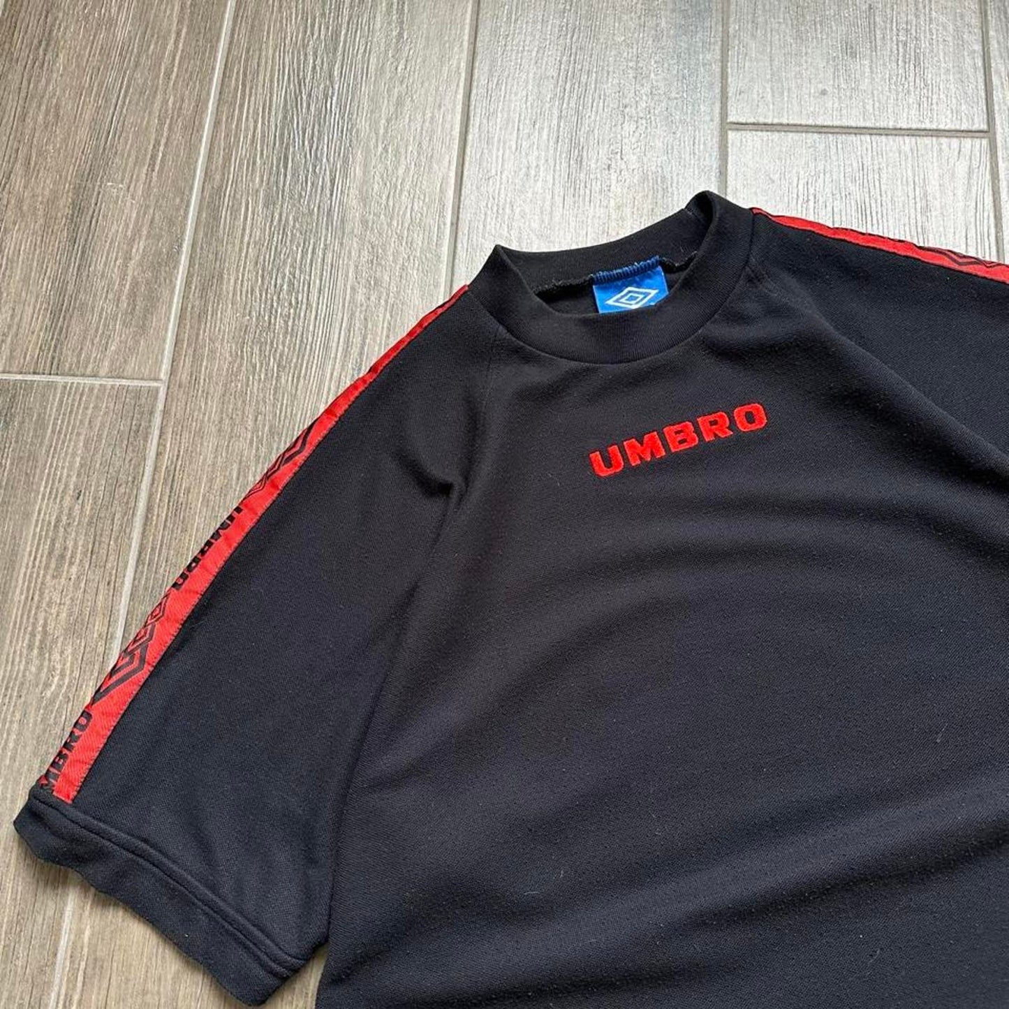 Umbro black and red t shirt