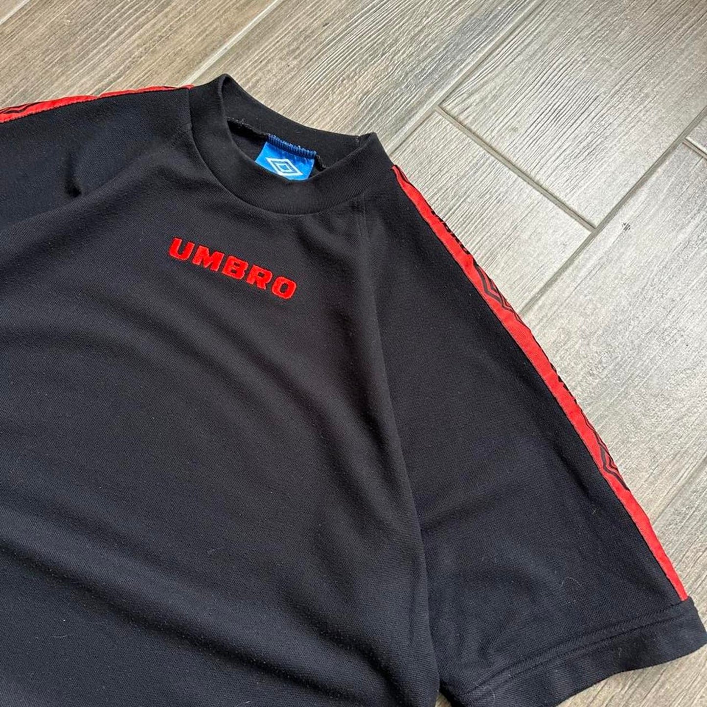 Umbro black and red t shirt
