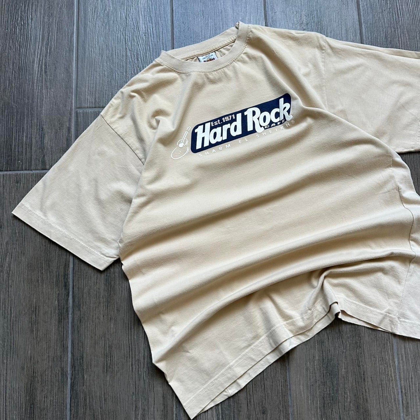 Hard Rock Cafe Sharm El Sheikh tan t-shirt