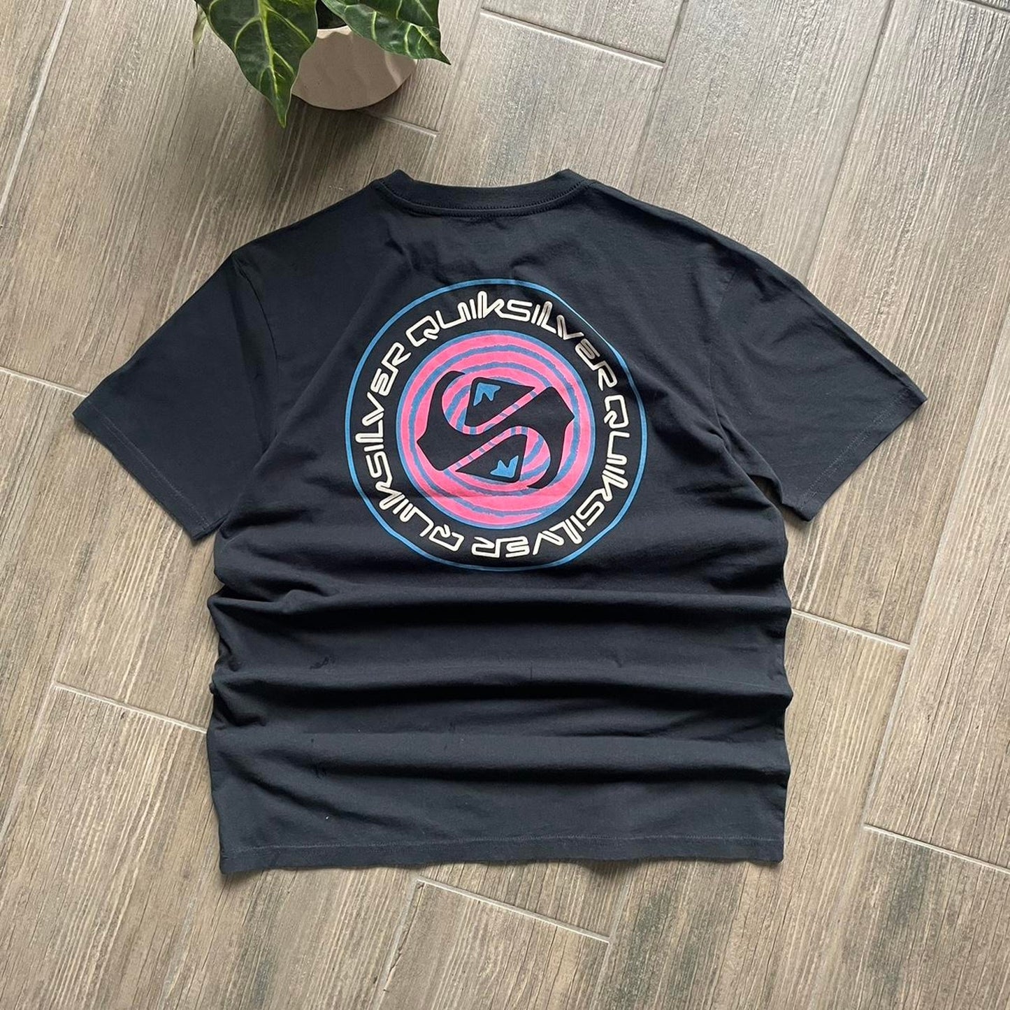 Quiksilver black big logo surf cotton t-shirt M