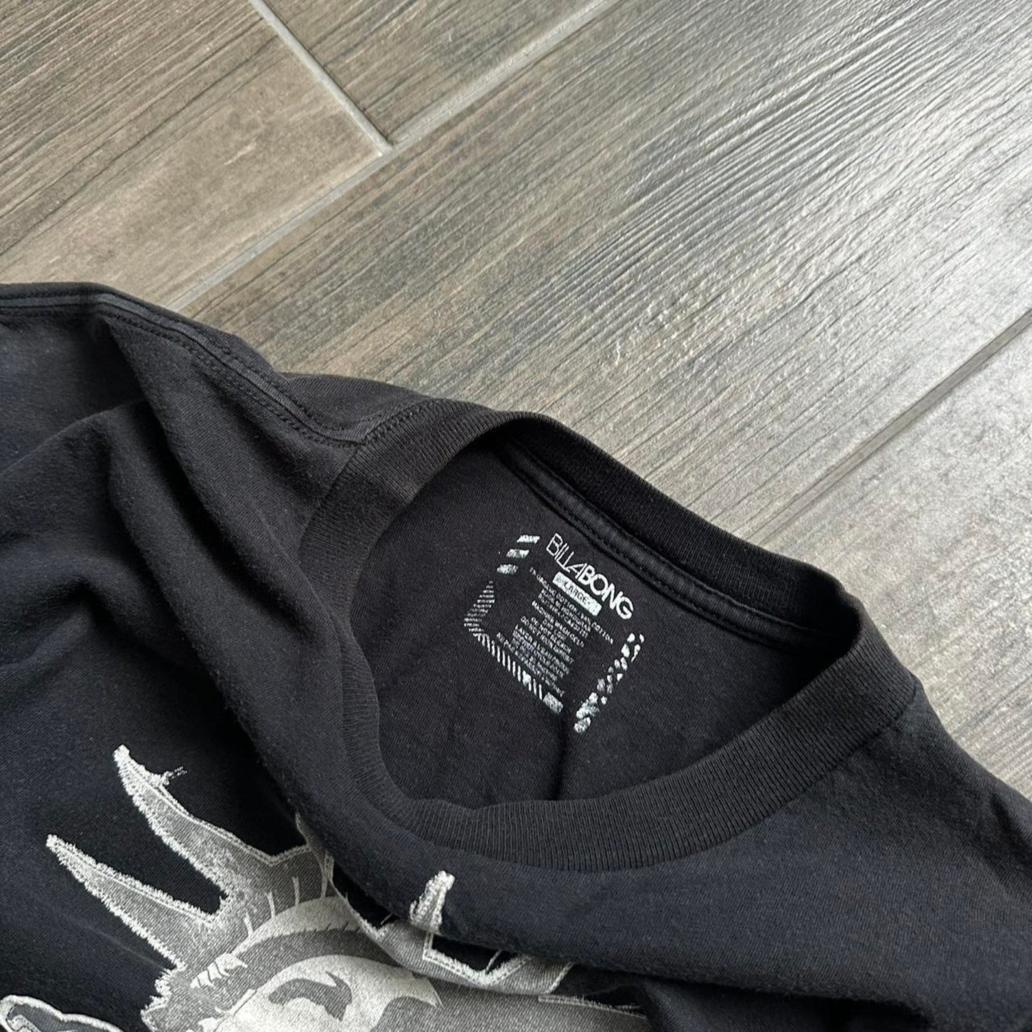 Billabong black graphic tee