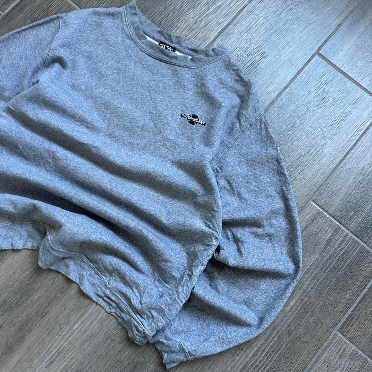 Independent vintage grey y2k baggy sweatshirt