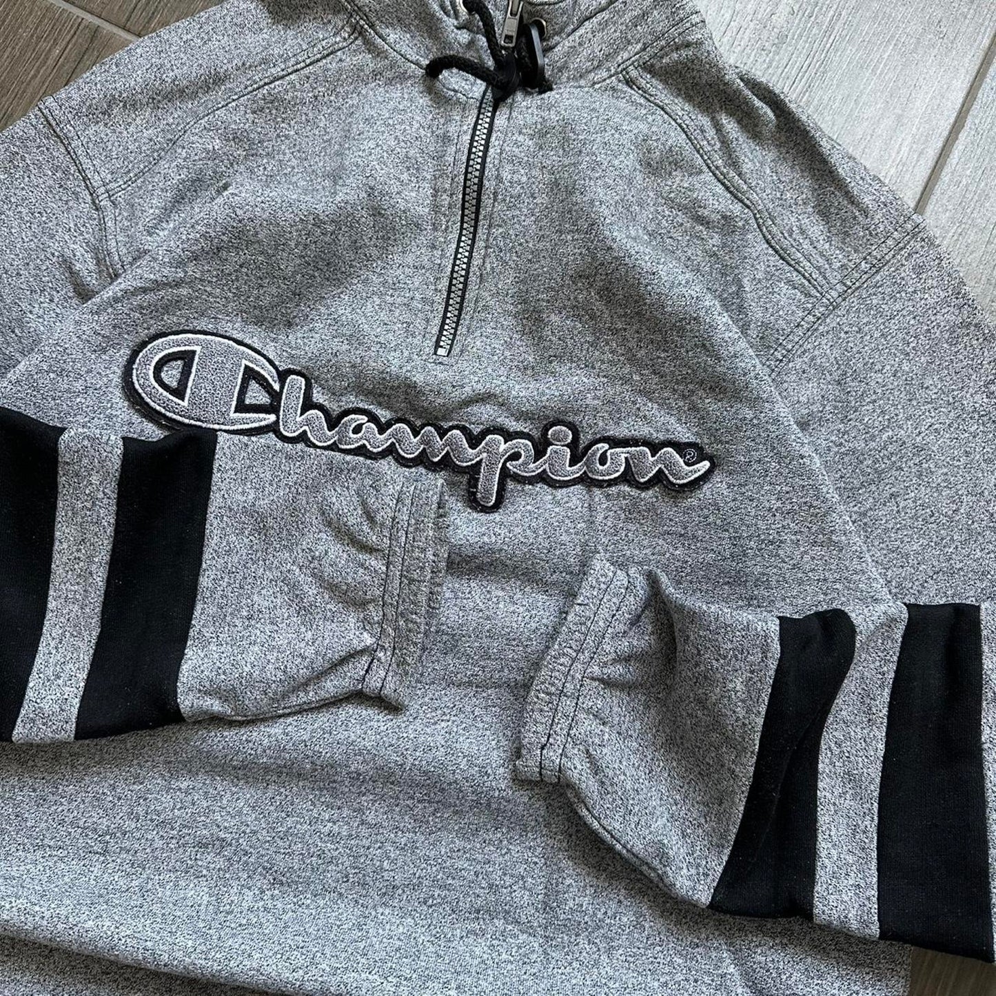 Champion grey 1/3 baggy S sweatshirt