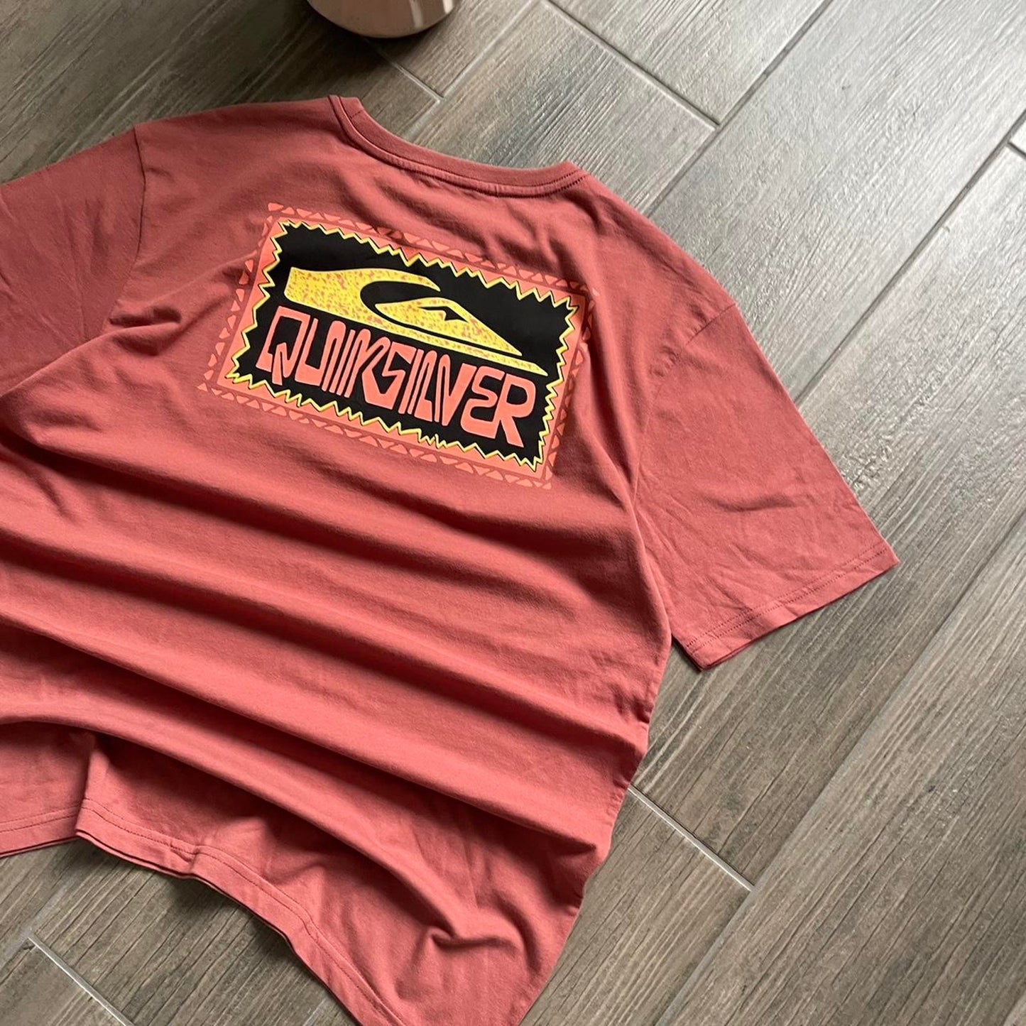 Quiksilver orange big logo surf cotton t-shirt M