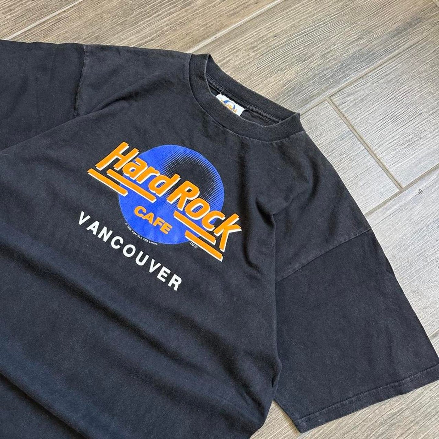 Hard Rock Cafe Vancouver 1989 black t-shirt