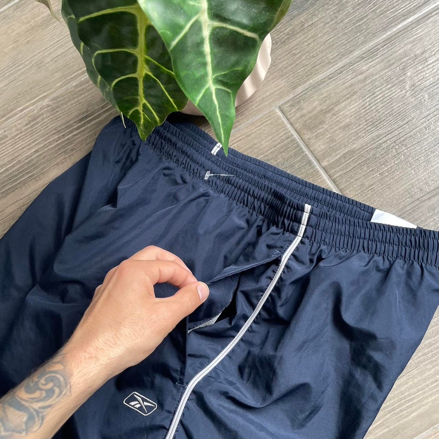 Reebok track baggy nylon y2k drill pants