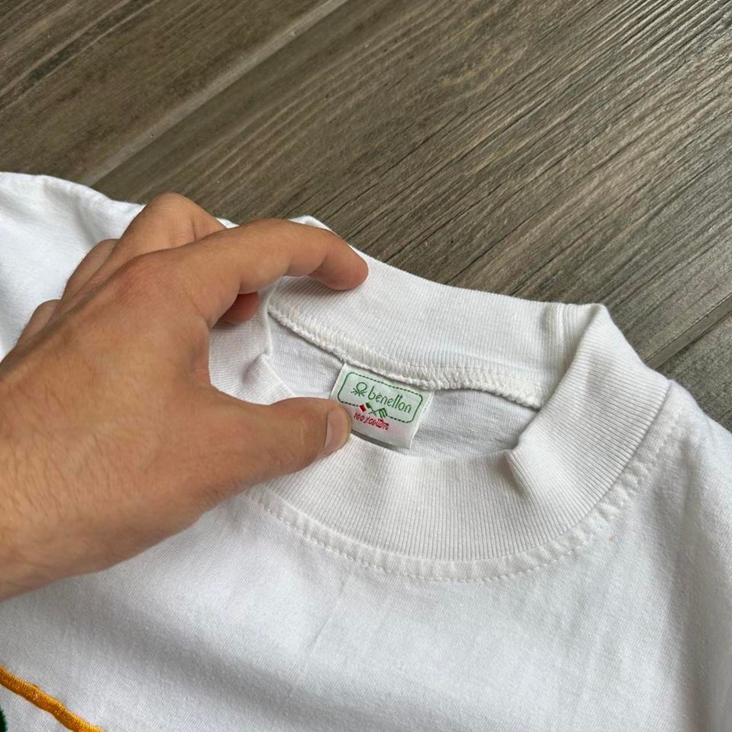 White vintage benetton t shirt