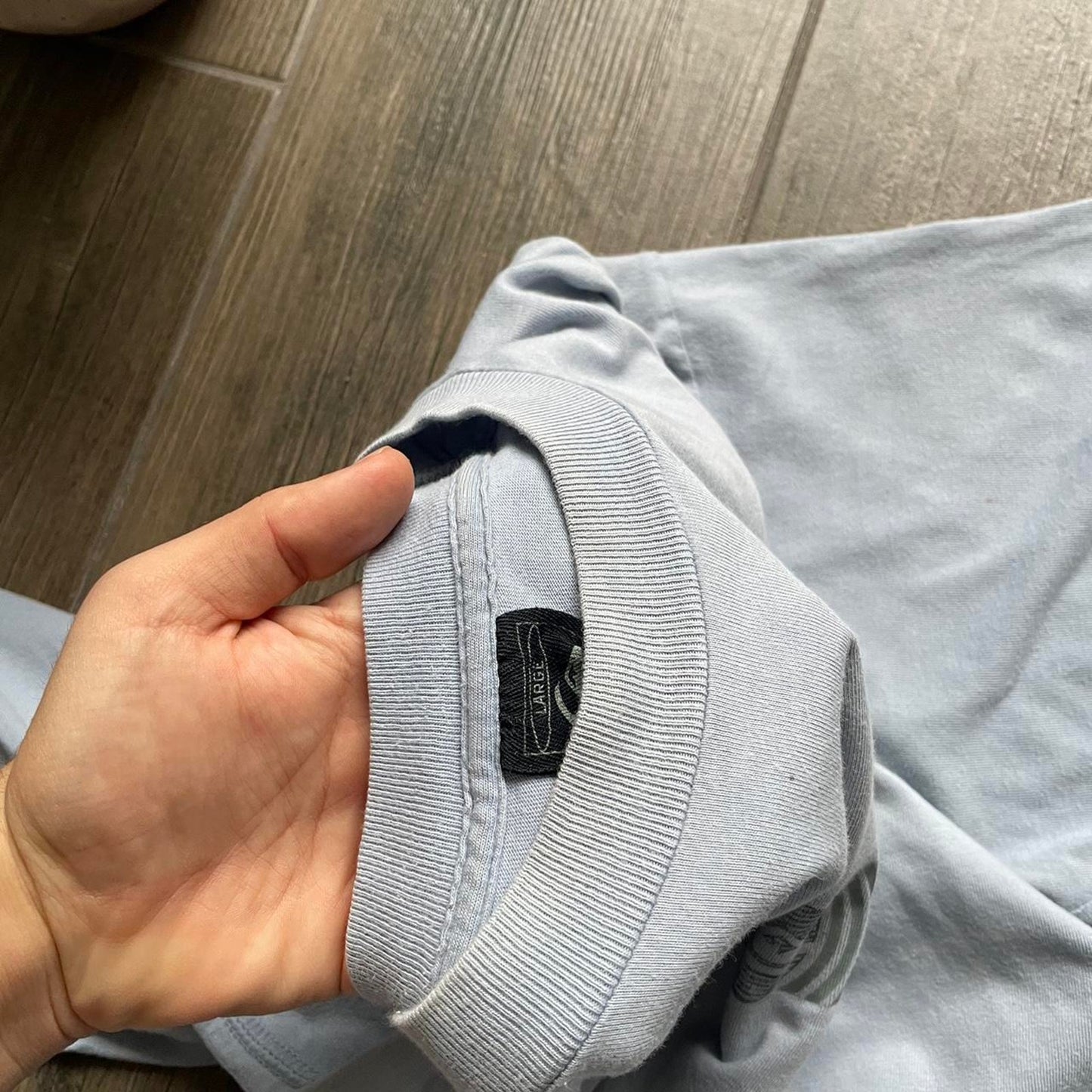 Quiksilver surf wear y2k vintage blue baggy L tee