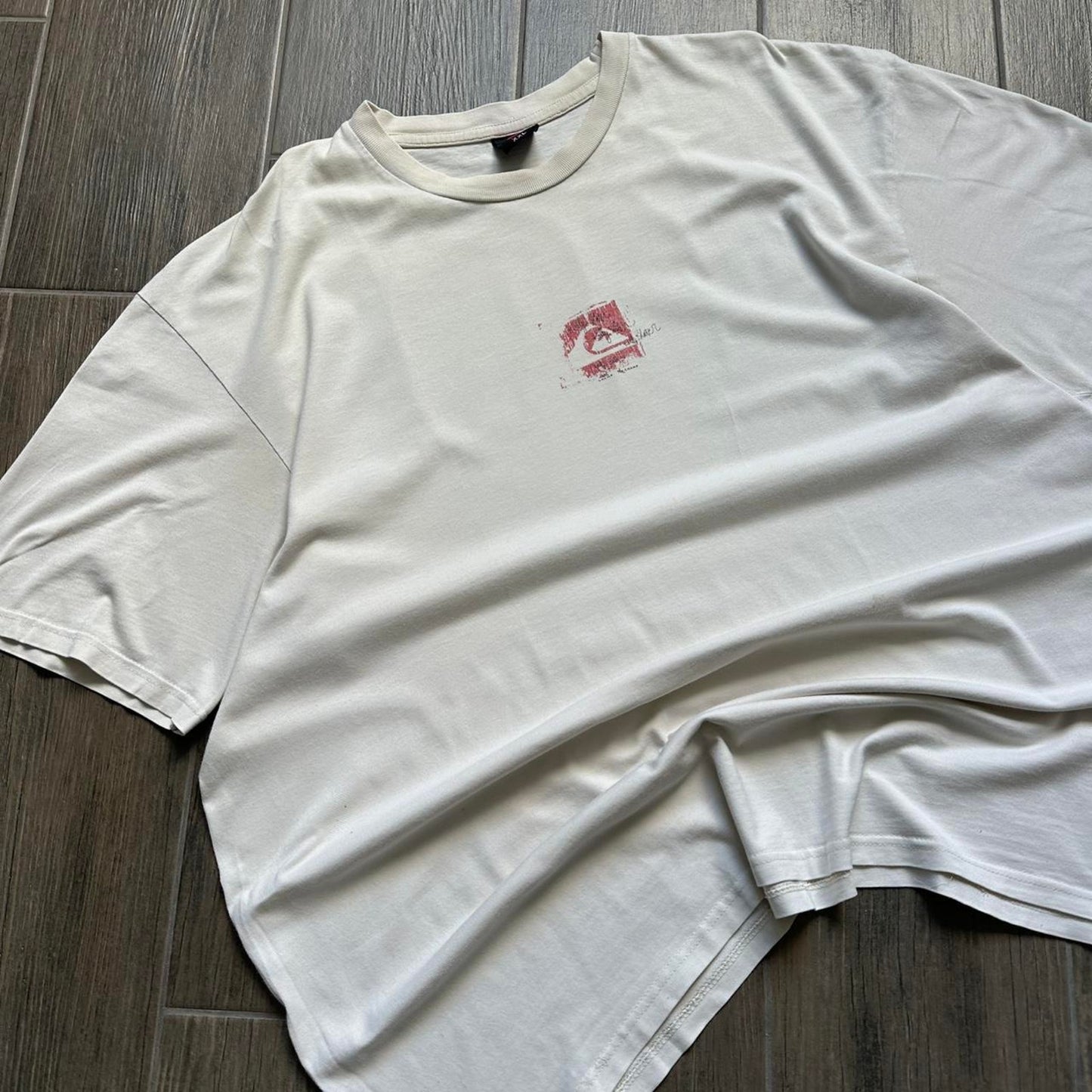Quiksilver y2k surf-wear baggy tee