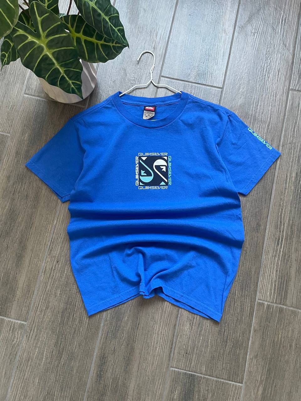 Quiksilver blue vintage surf t-shirt