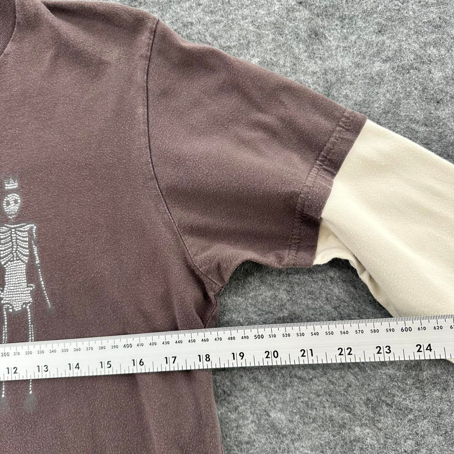 Y2k quiksilver 2000s brown