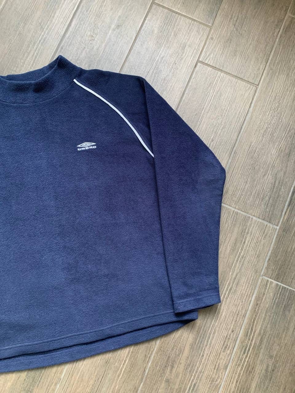 Umbro fleece navy vintage sweatshirt