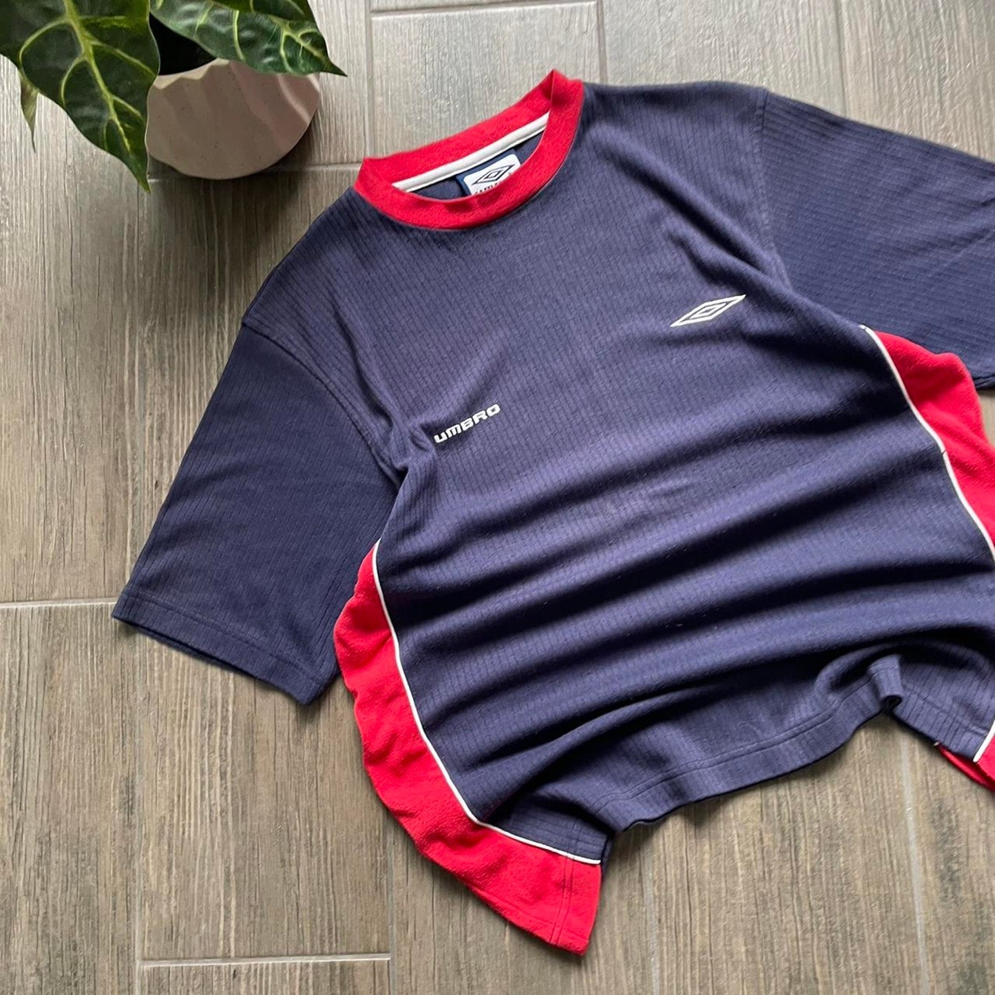 Umbro navy vintage baggy y2k streetwear M tee