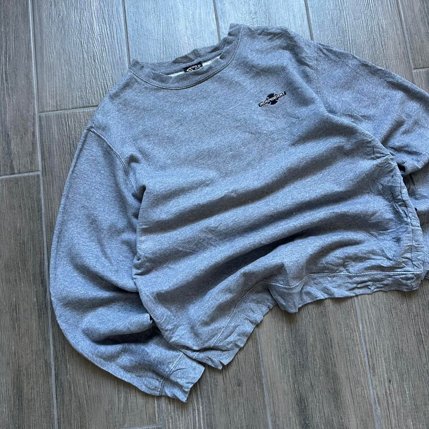 Independent vintage grey y2k baggy sweatshirt