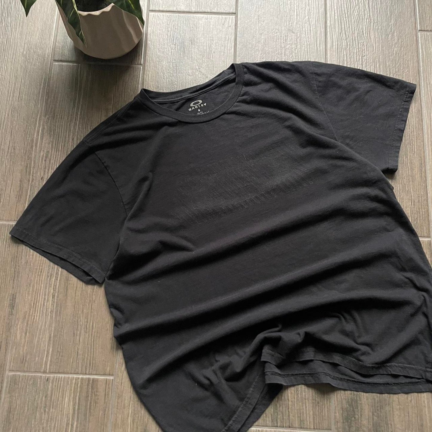 Oakley black y2k software streetwear tee