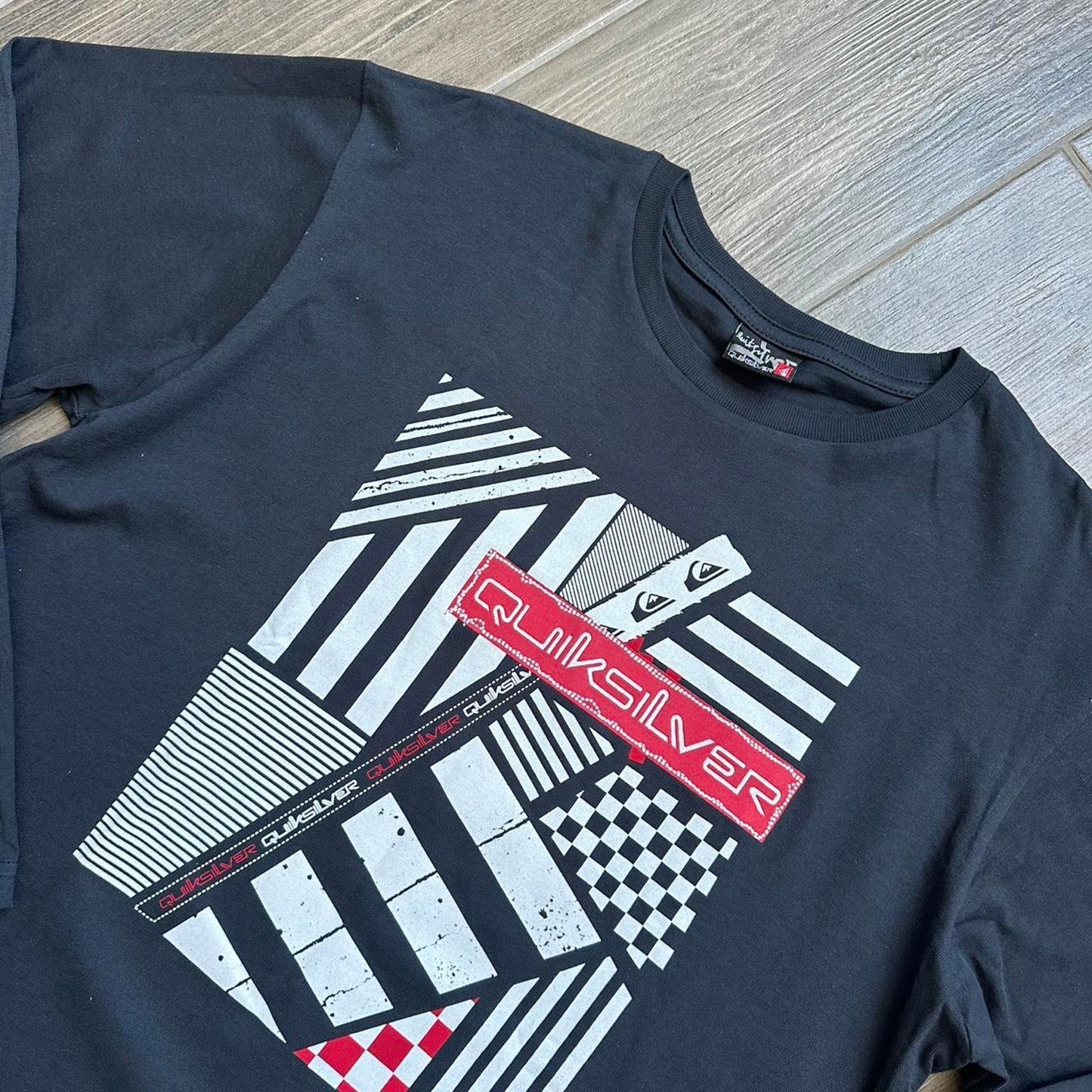 Quiksilver black long sleeve shirt