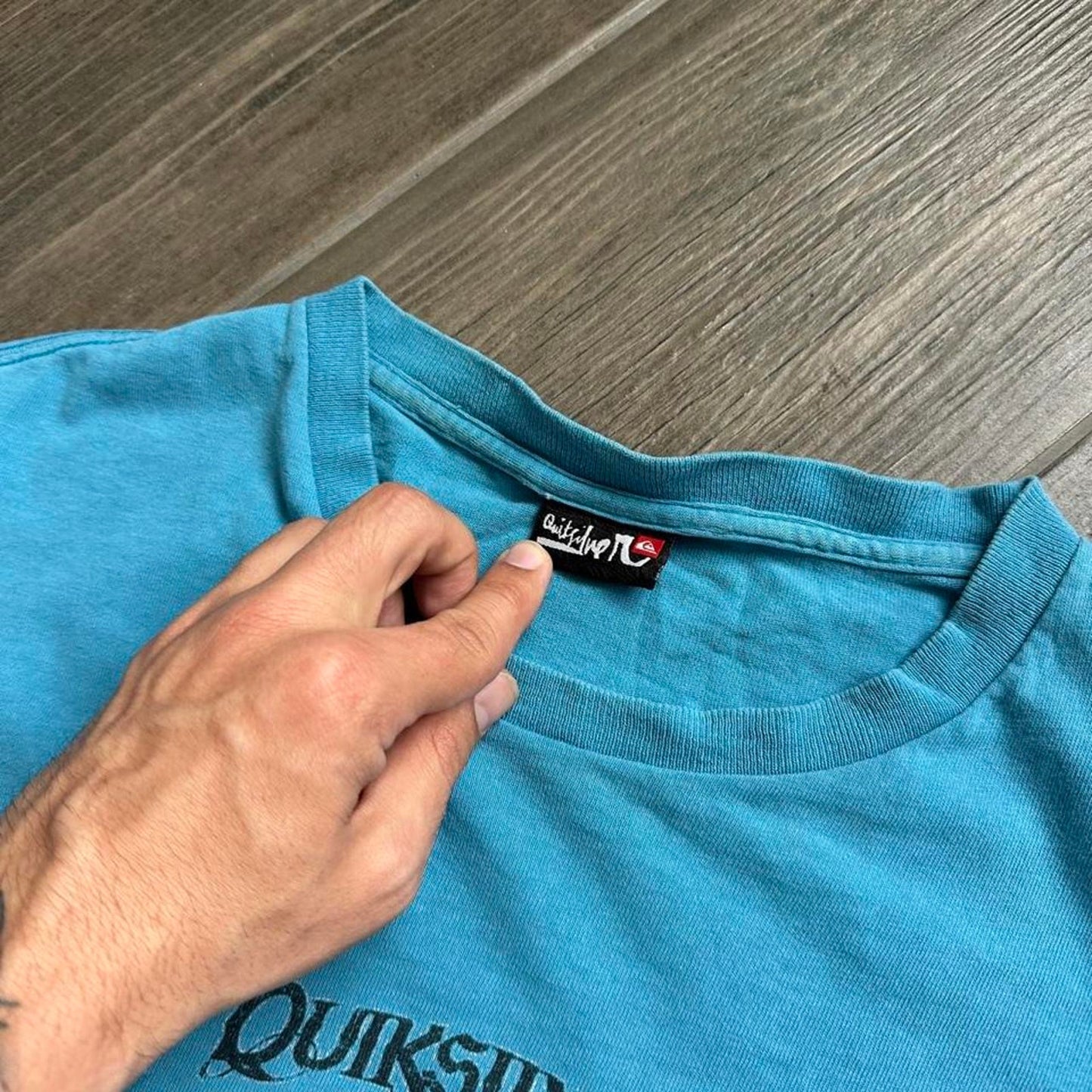 Quiksilver blue surf t shirt size