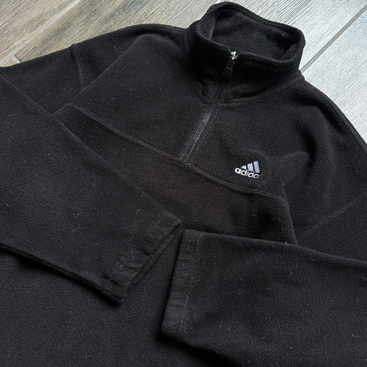 Adidas black fleece boxy fit y2k L jumper