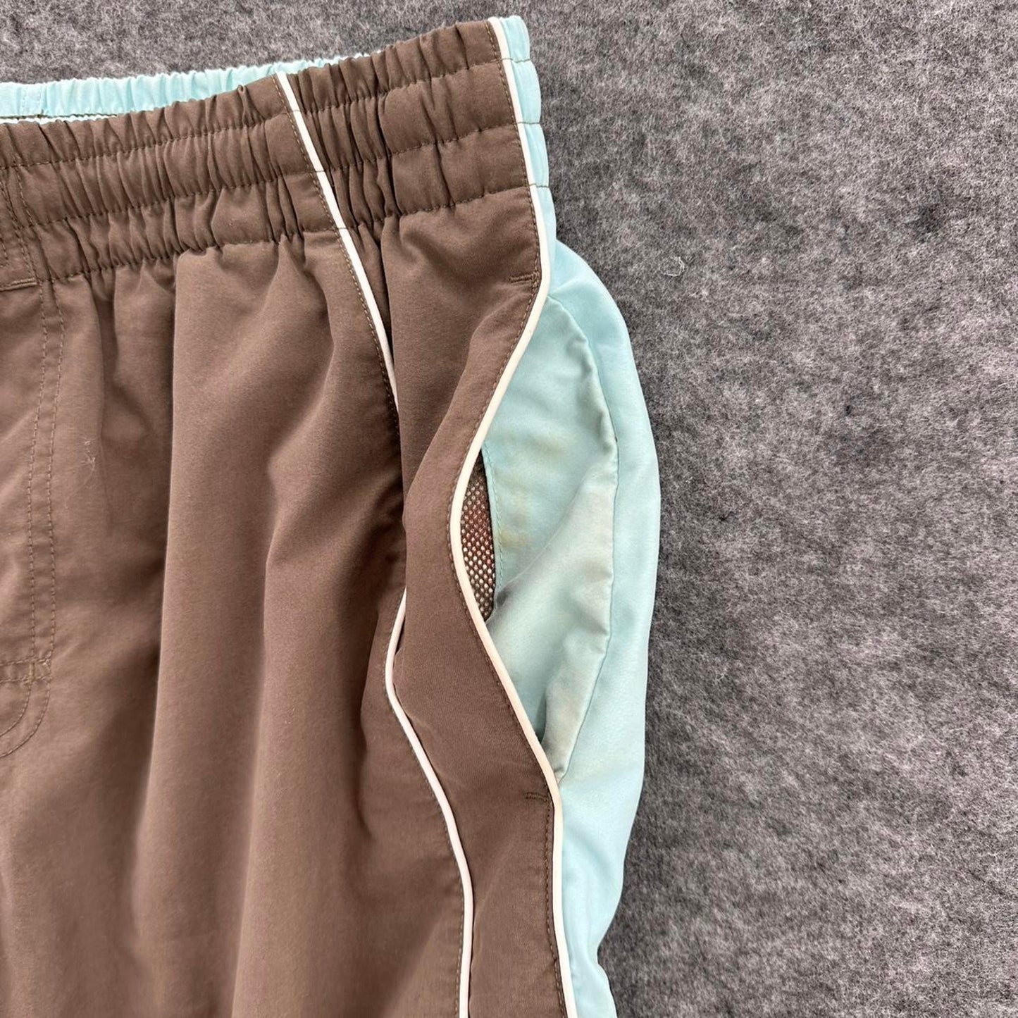 Nike brown shorts with light