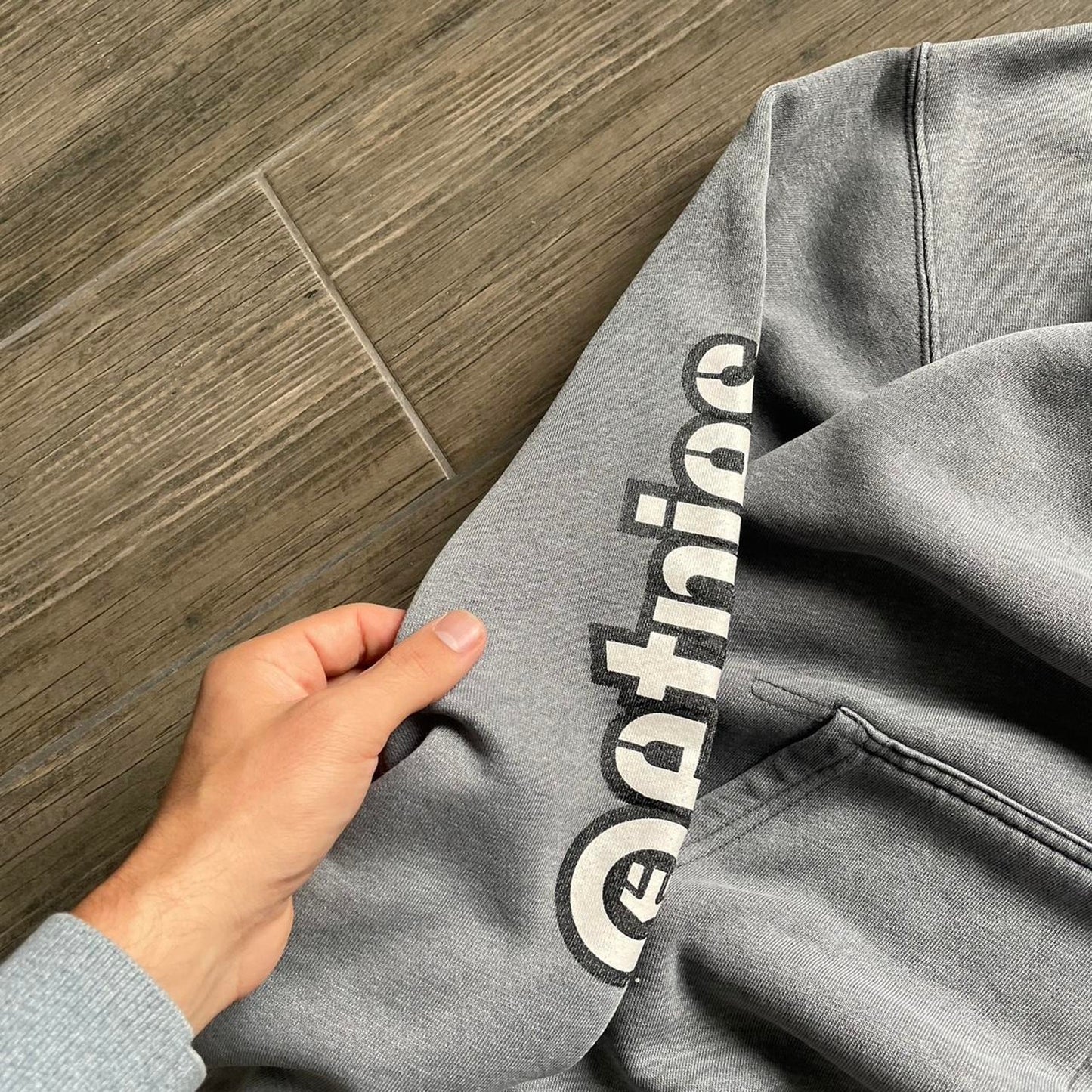 Etnies y2k skater style grey oversized L hoodie