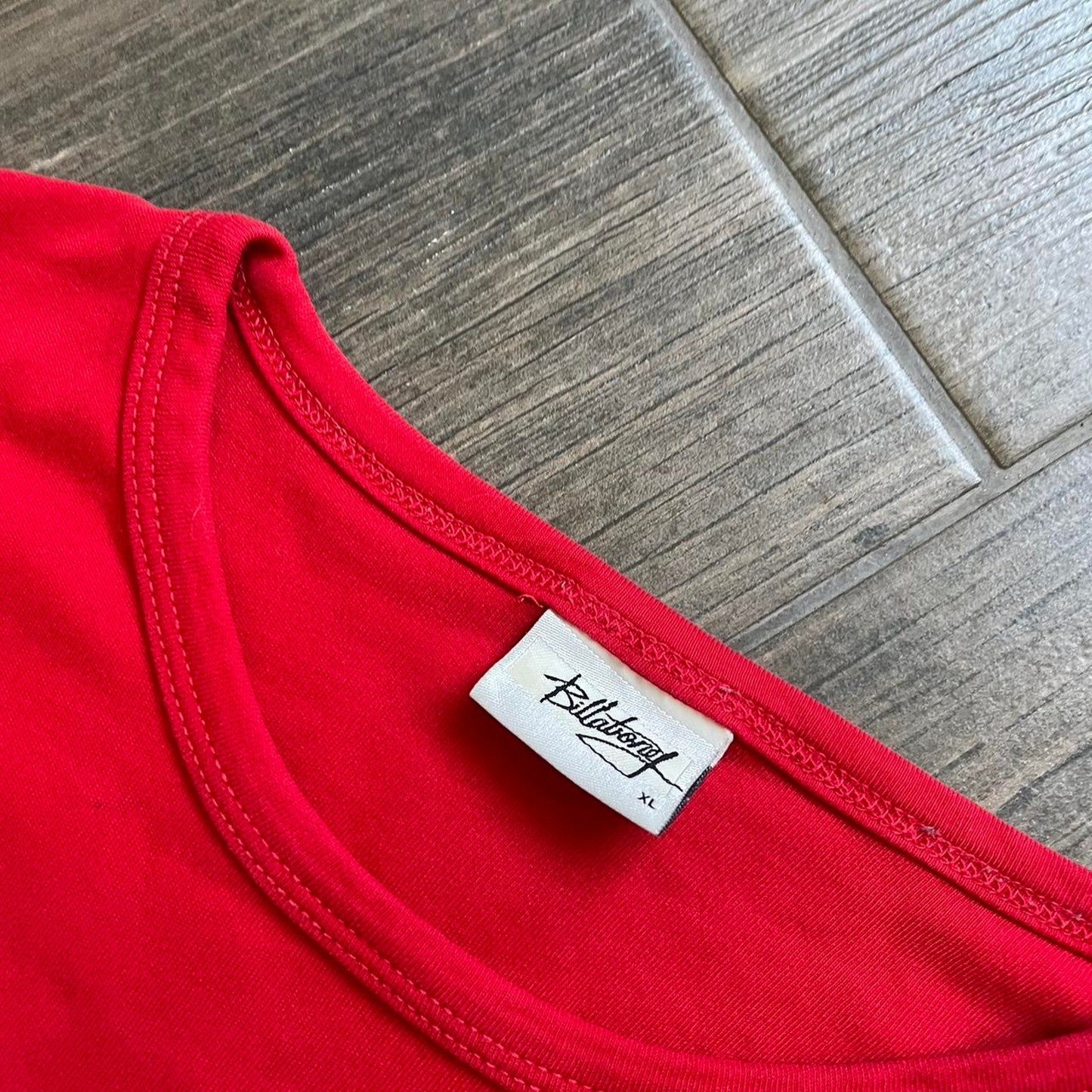 Billabong japanese style vintage tee