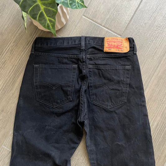 Levis black denim jeans