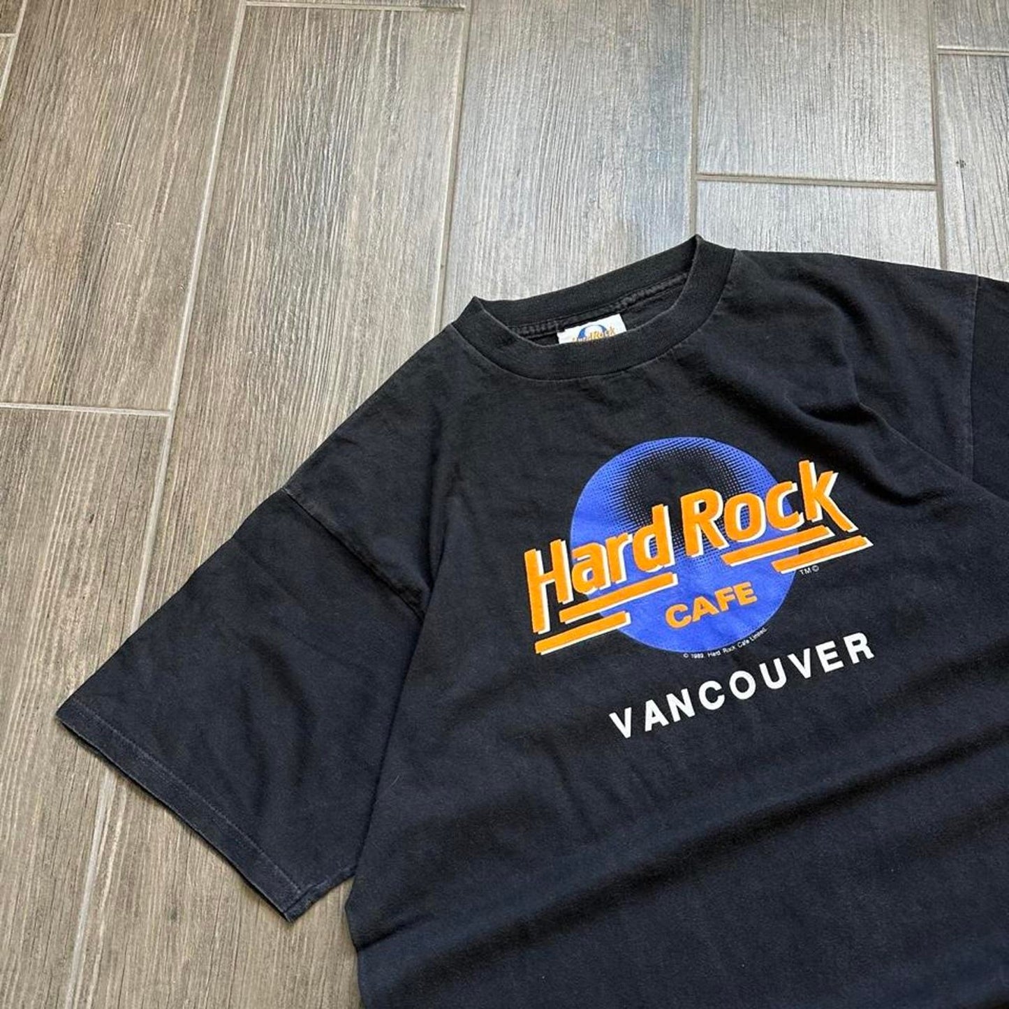 Hard Rock Cafe Vancouver 1989 black t-shirt